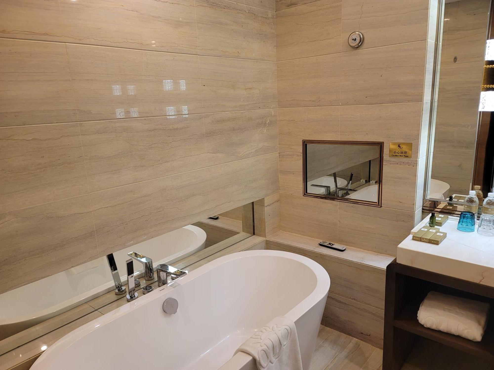 Deluxe Twin Room Garden View