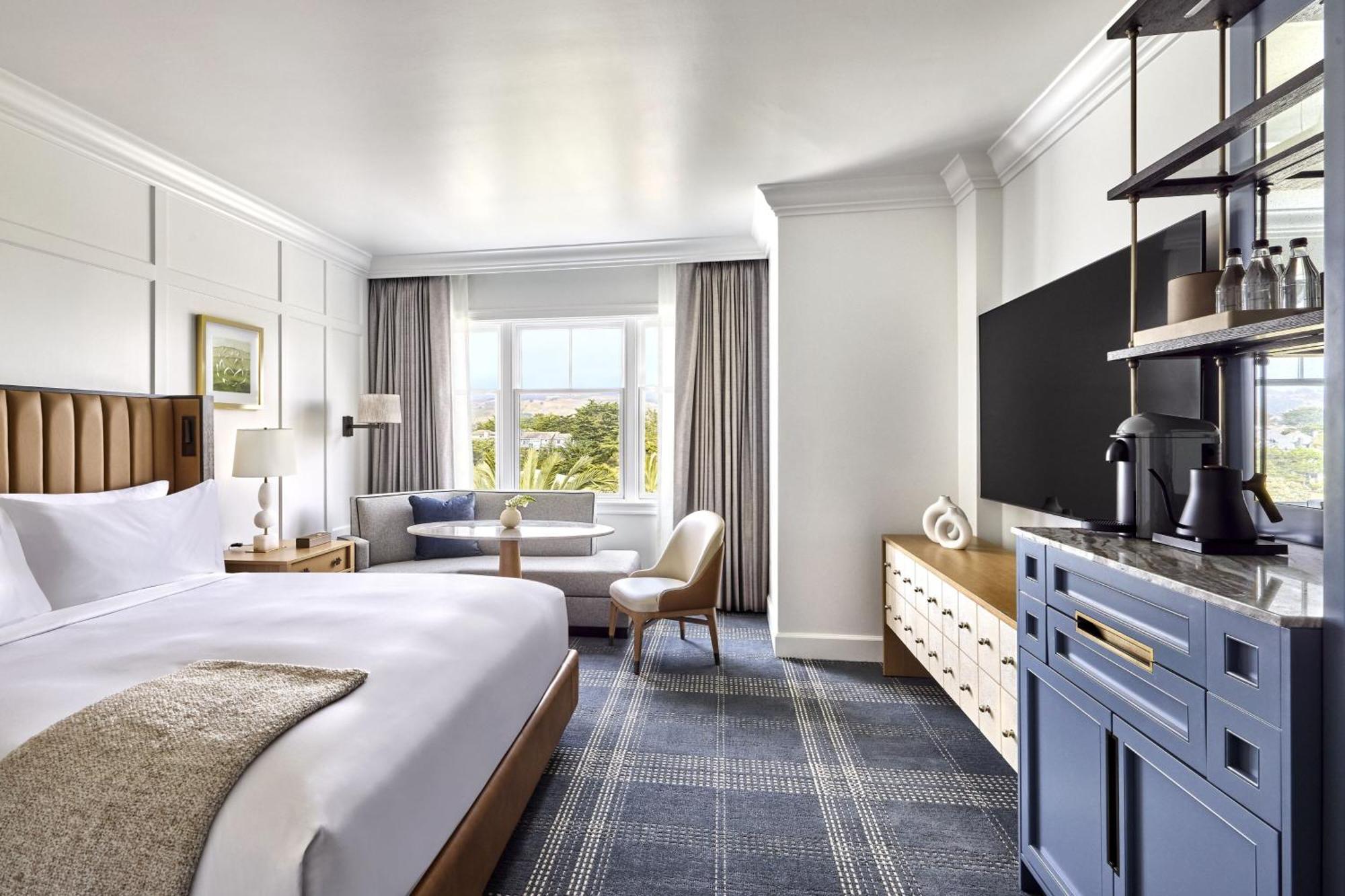 Deluxe Guest Room