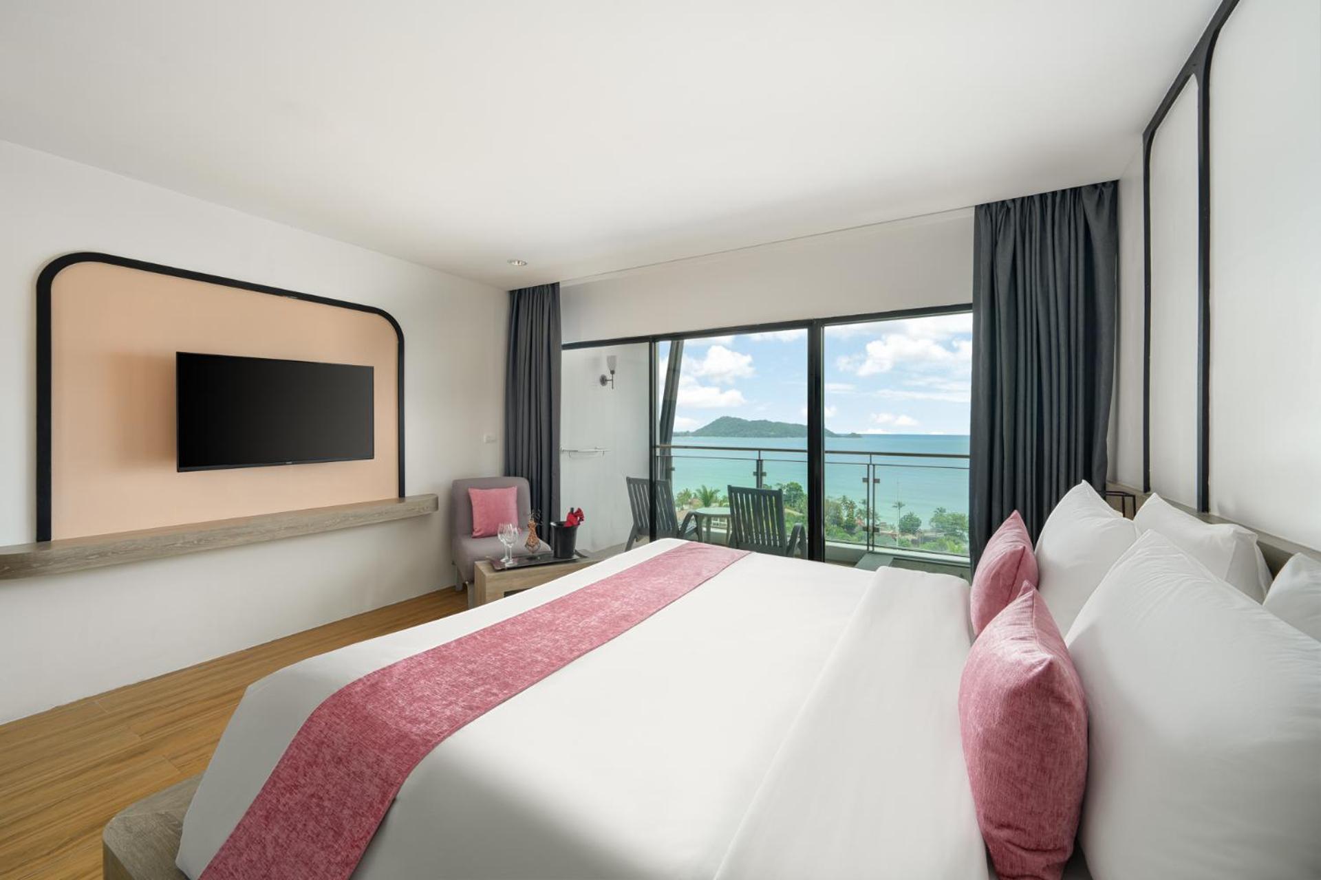 Grand Deluxe Honeymoon