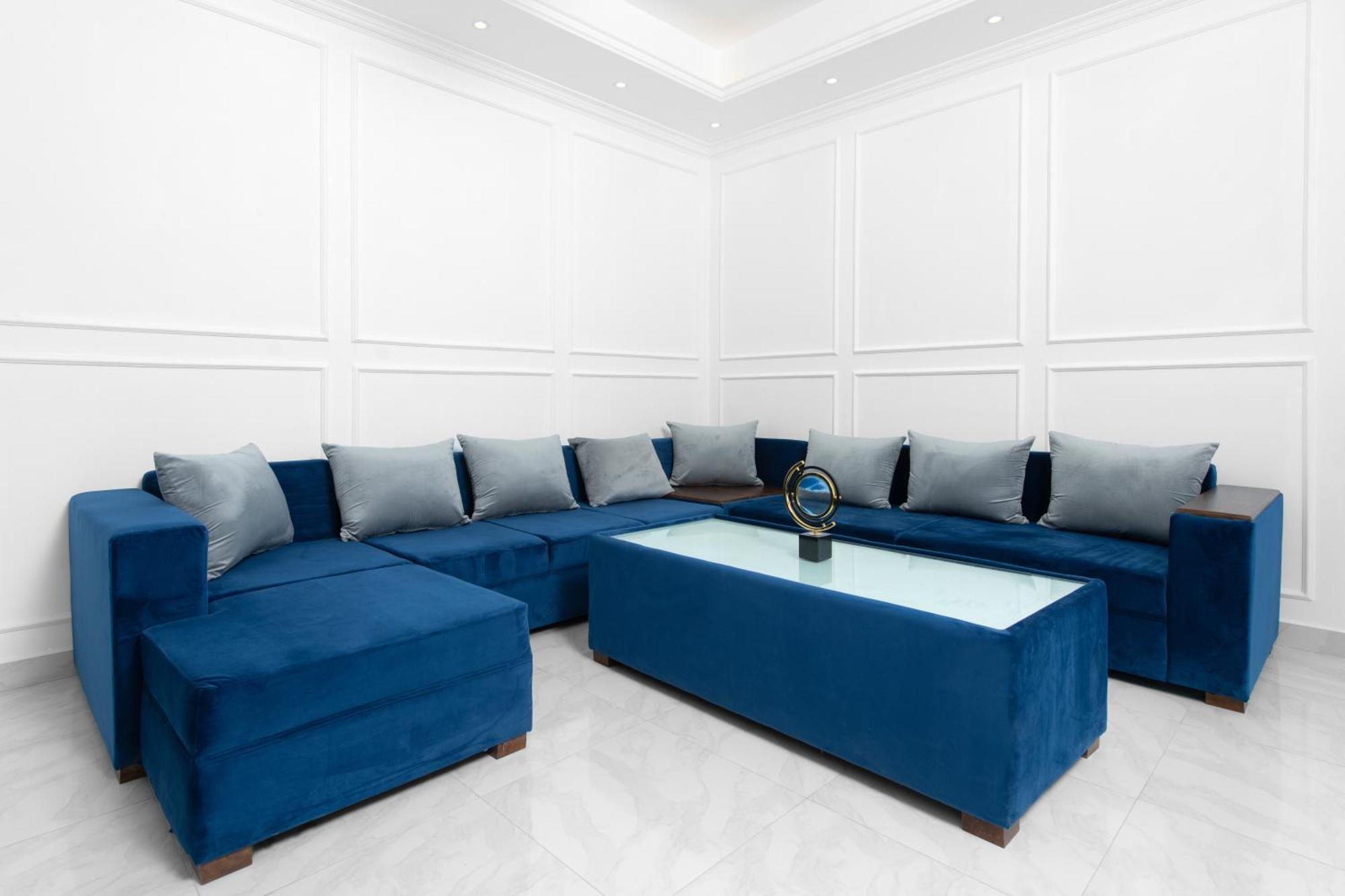 Deluxe Two-Bedroom Apartment with Garden View,1616016129:JPEG