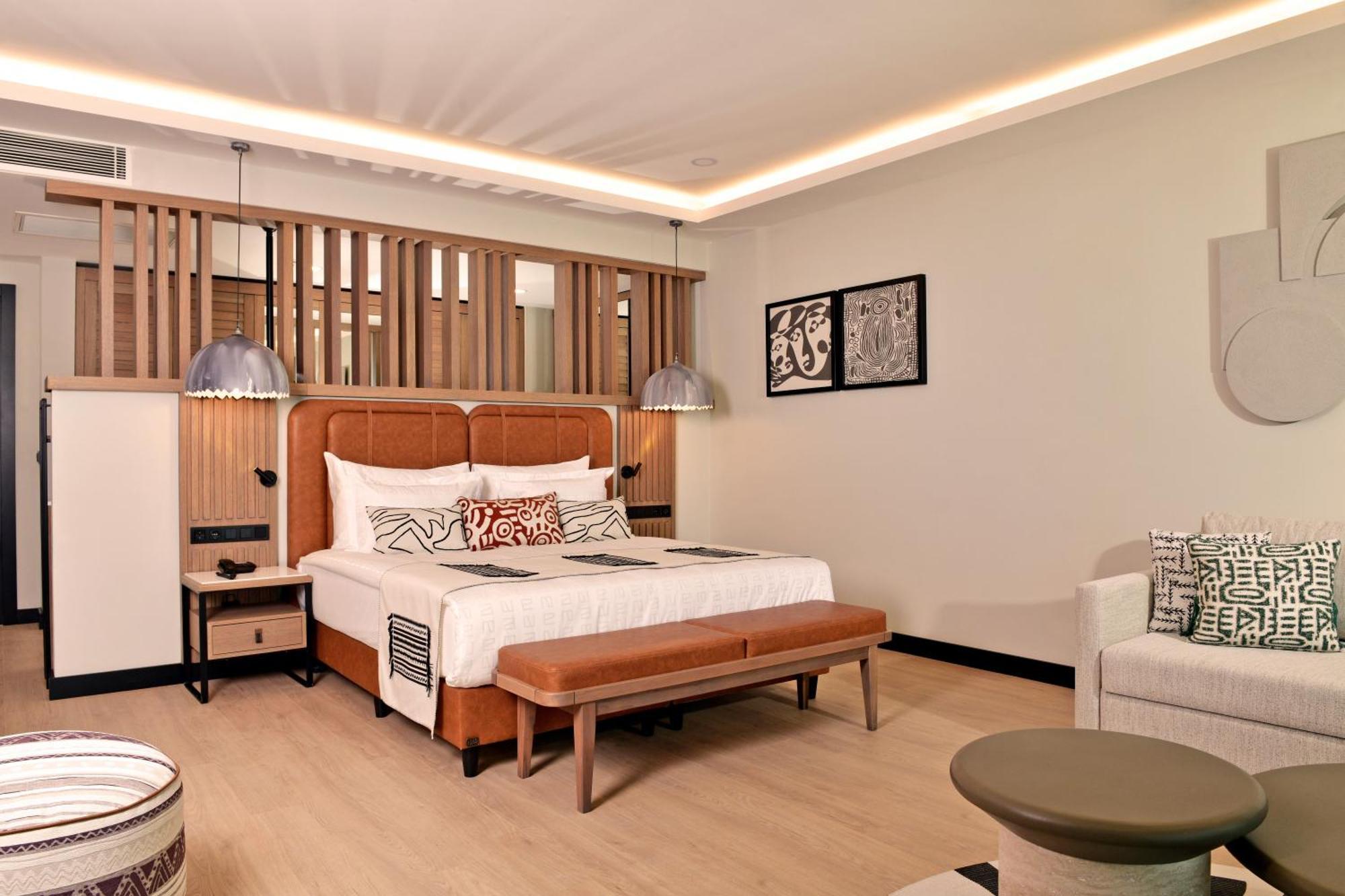 Superior Jacuzzi Room Forest View