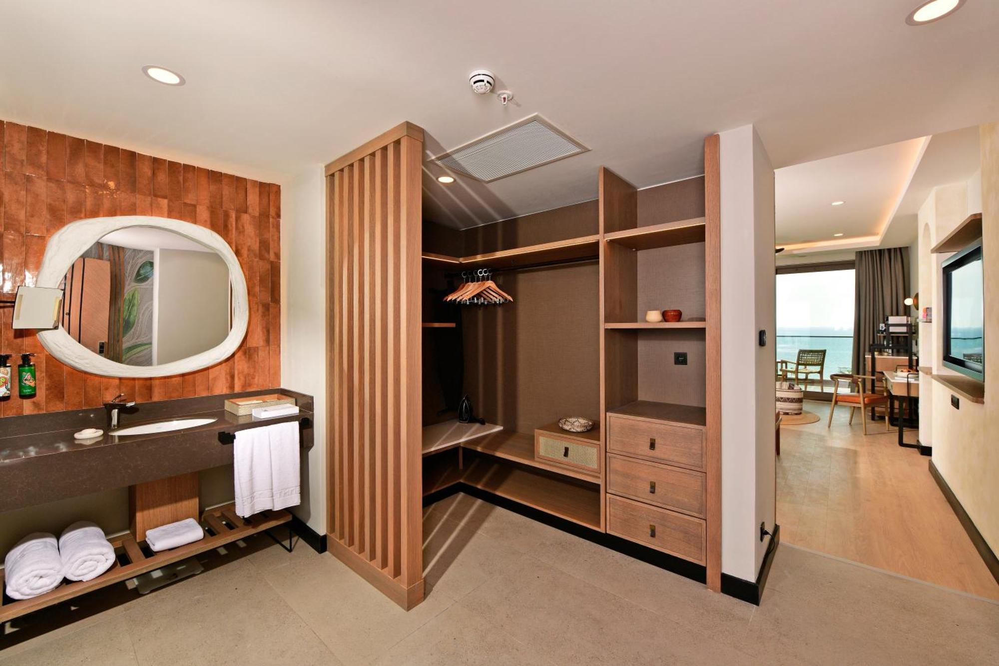 Deluxe Room Sea View