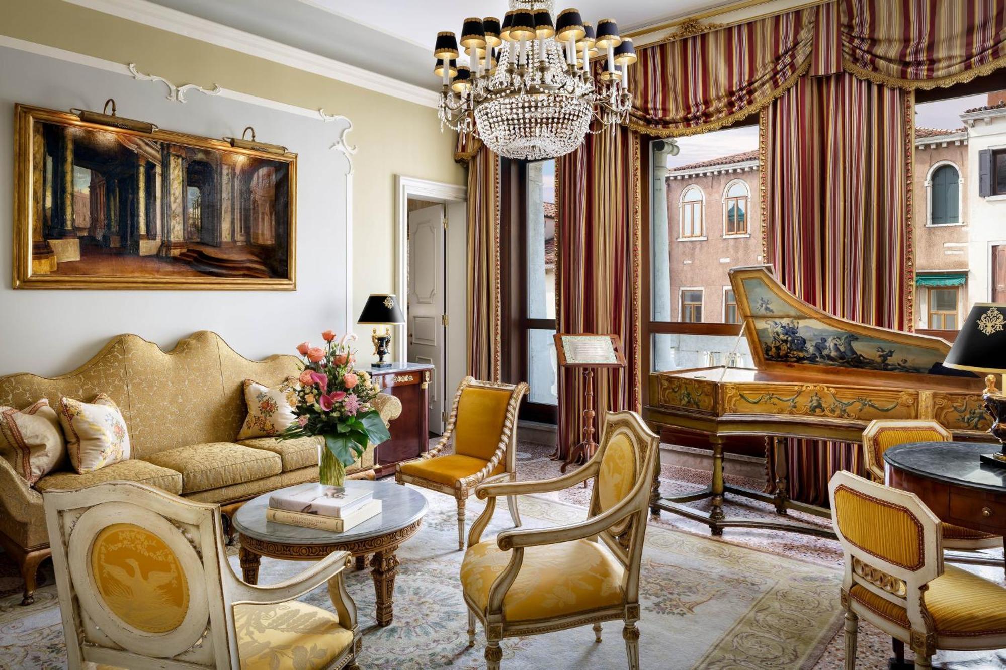Heritage 1 Bedroom Suite 1 King SMaria DGiglio view
