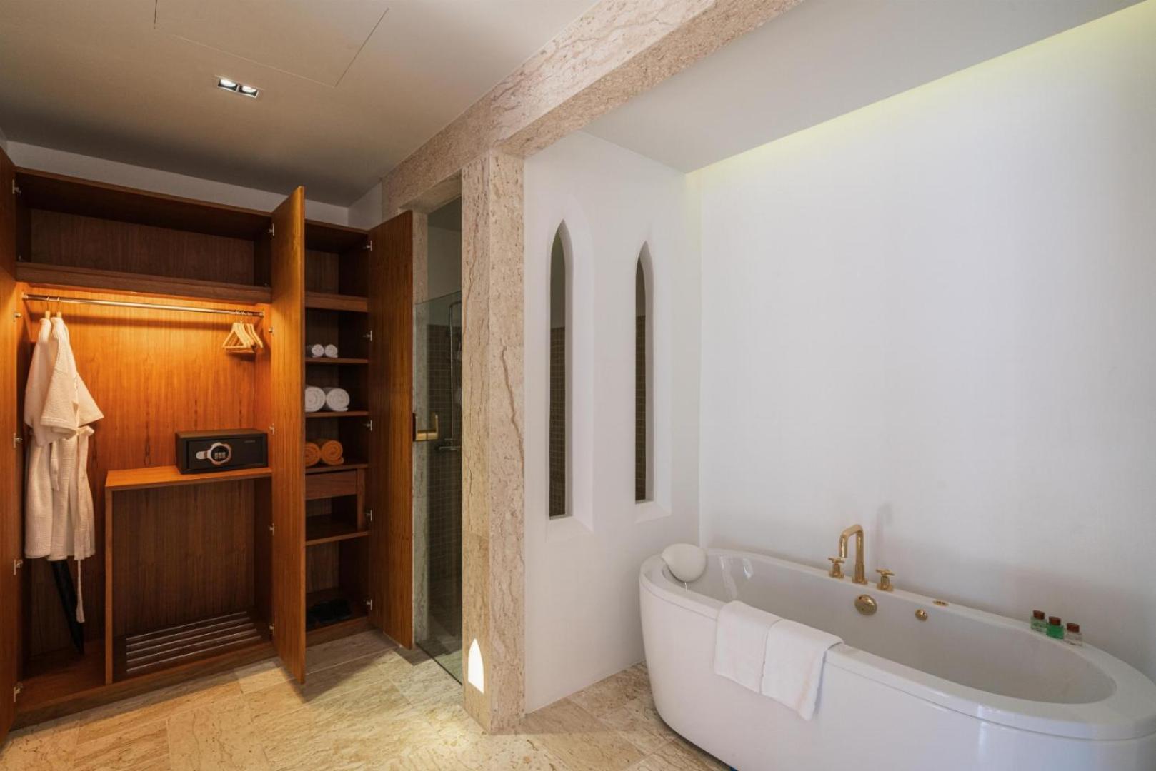 Premier Pool Villa