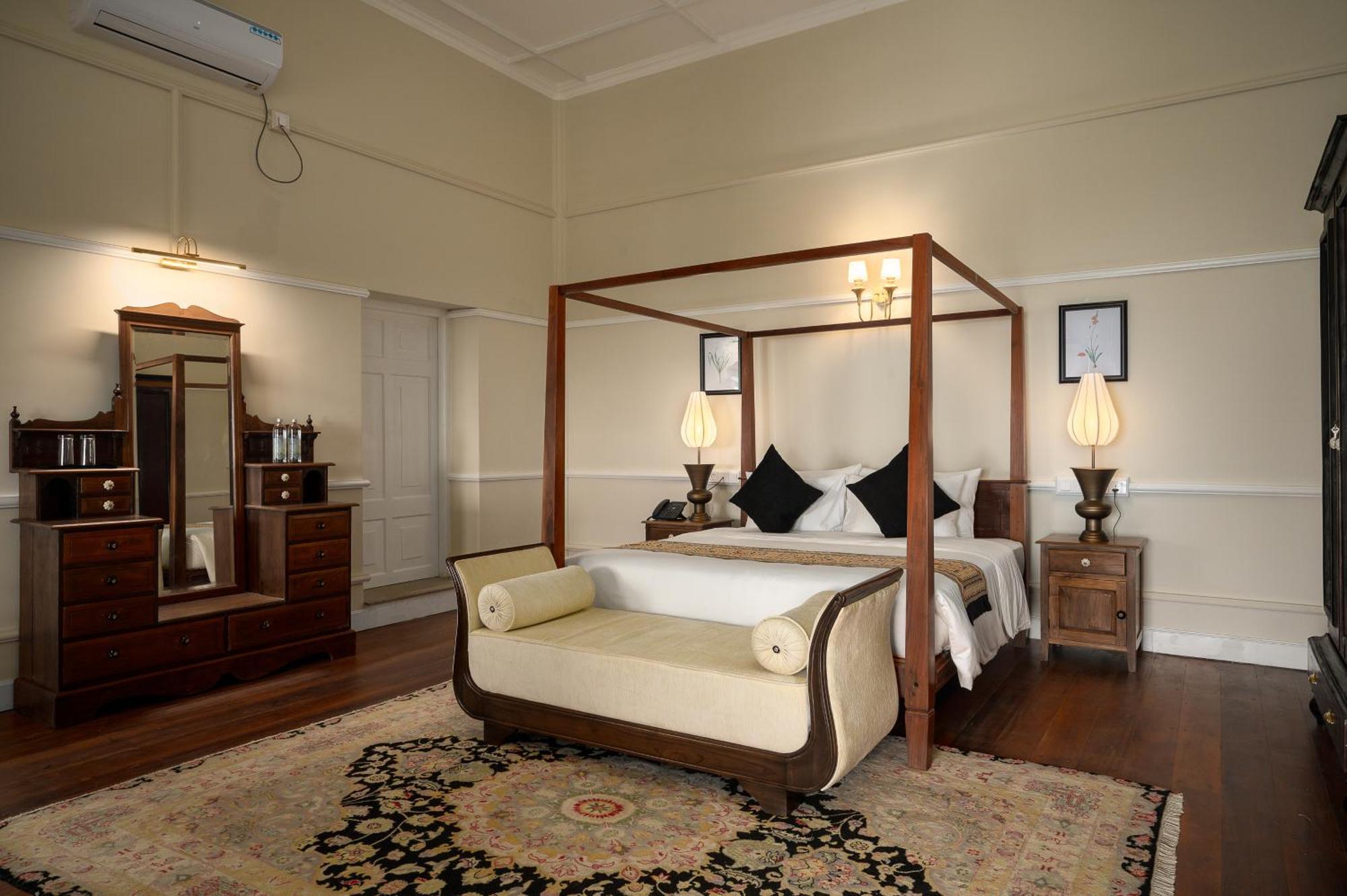 Edinburgh Suite