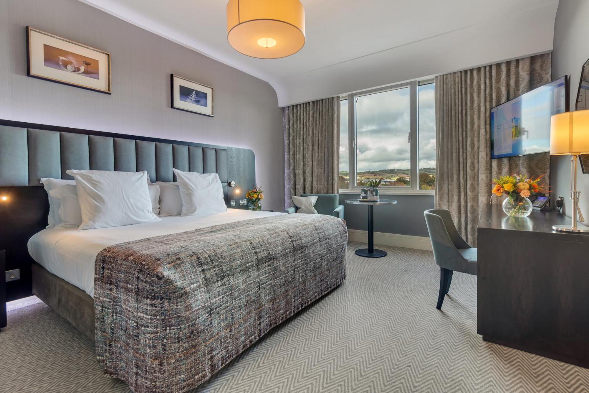 Junior Suite,1618816728:JPEG