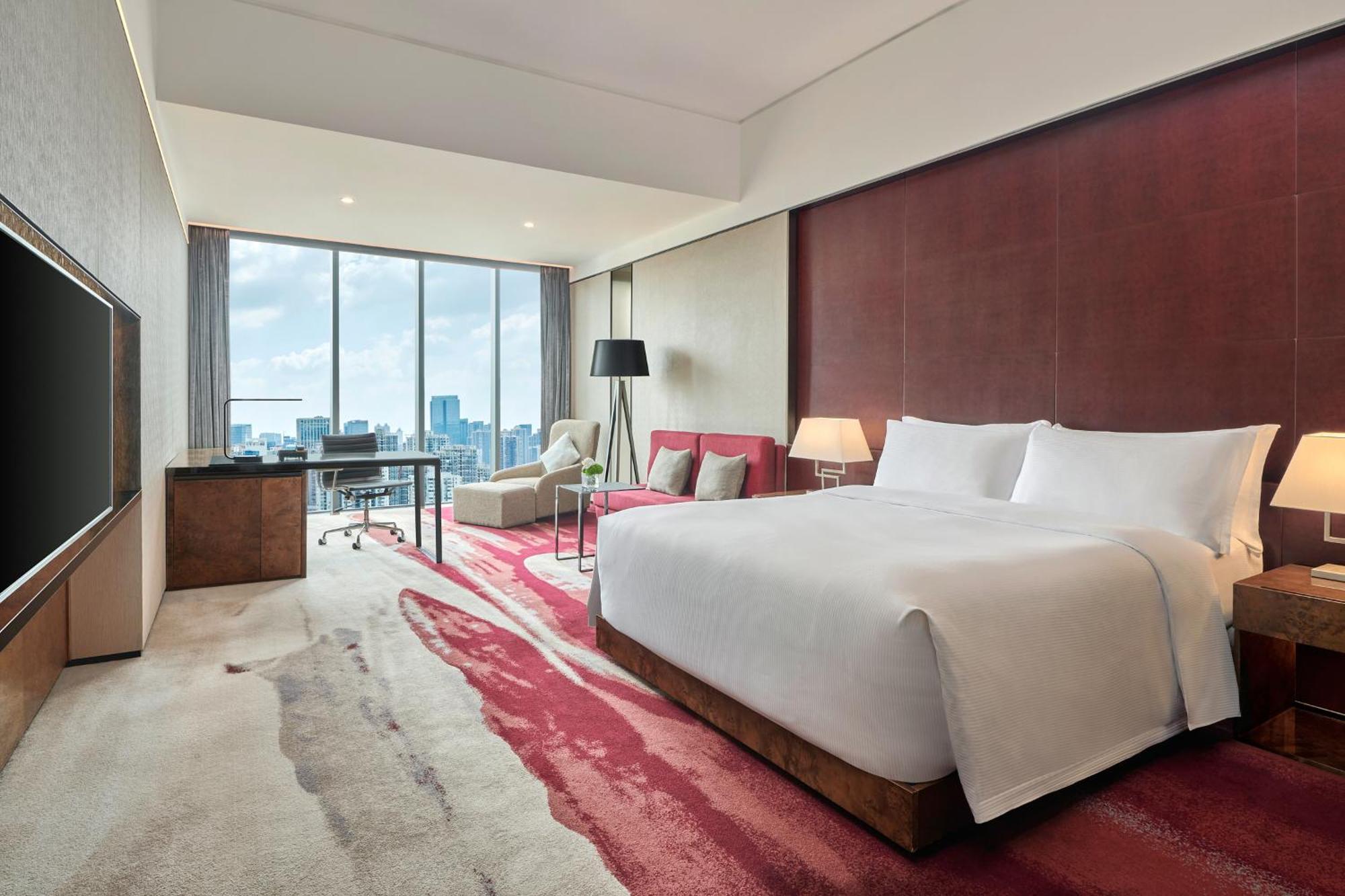 Deluxe King Room,1621413579:JPEG