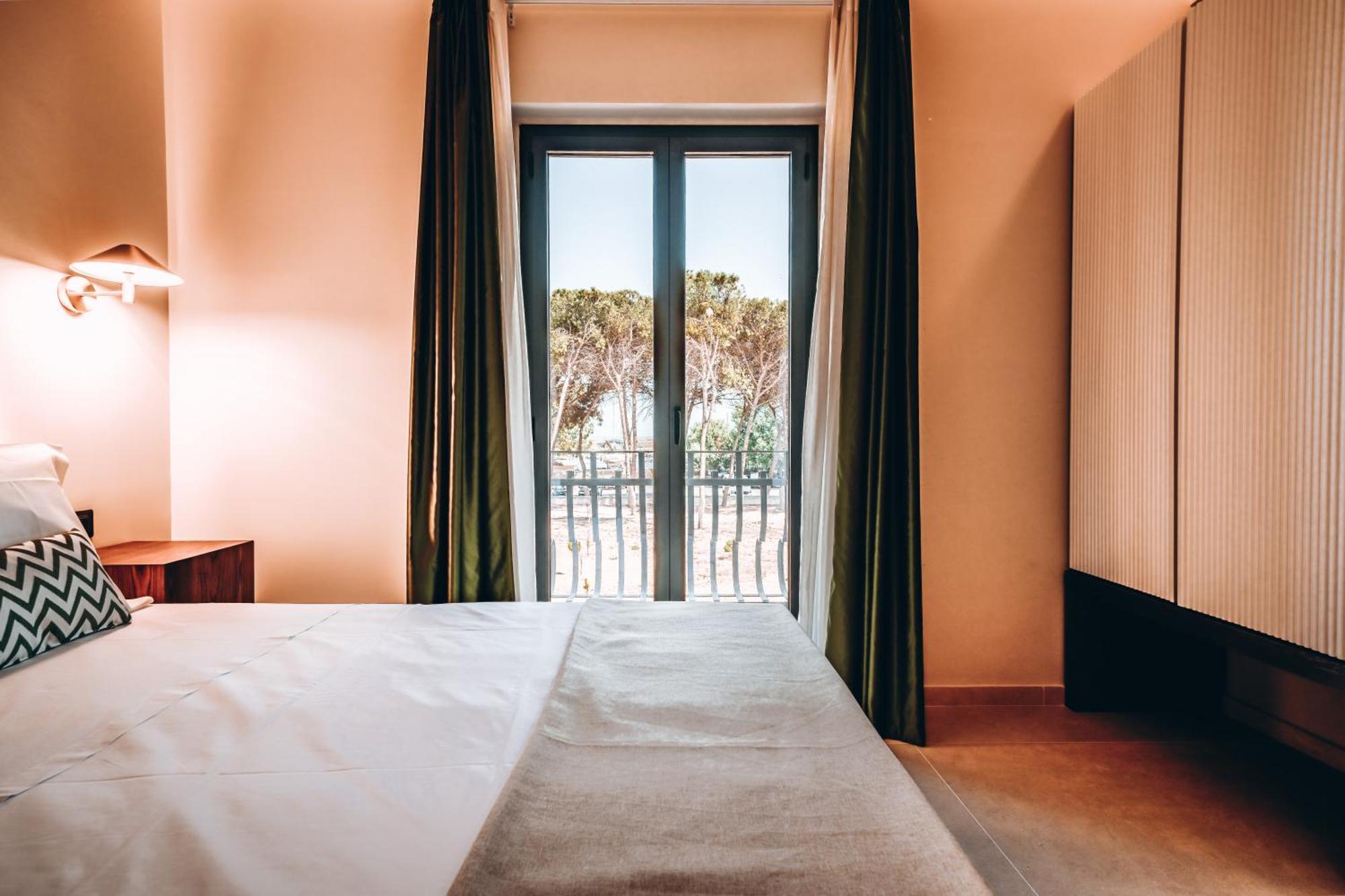 Double Room French Balcony