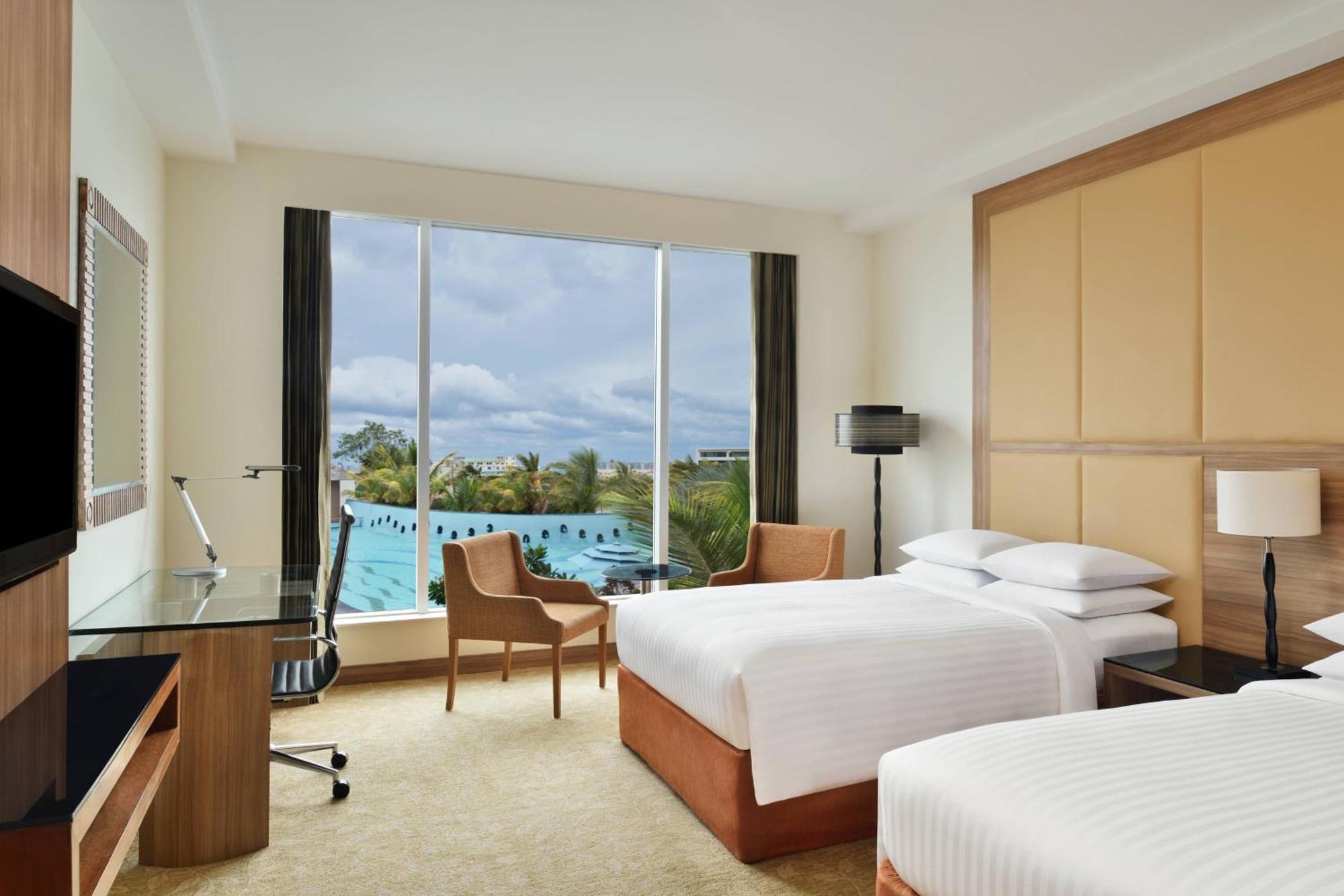 Executive Deluxe Double Room with Two Double Beds and Executive Lounge Access,1698963470:JPEG