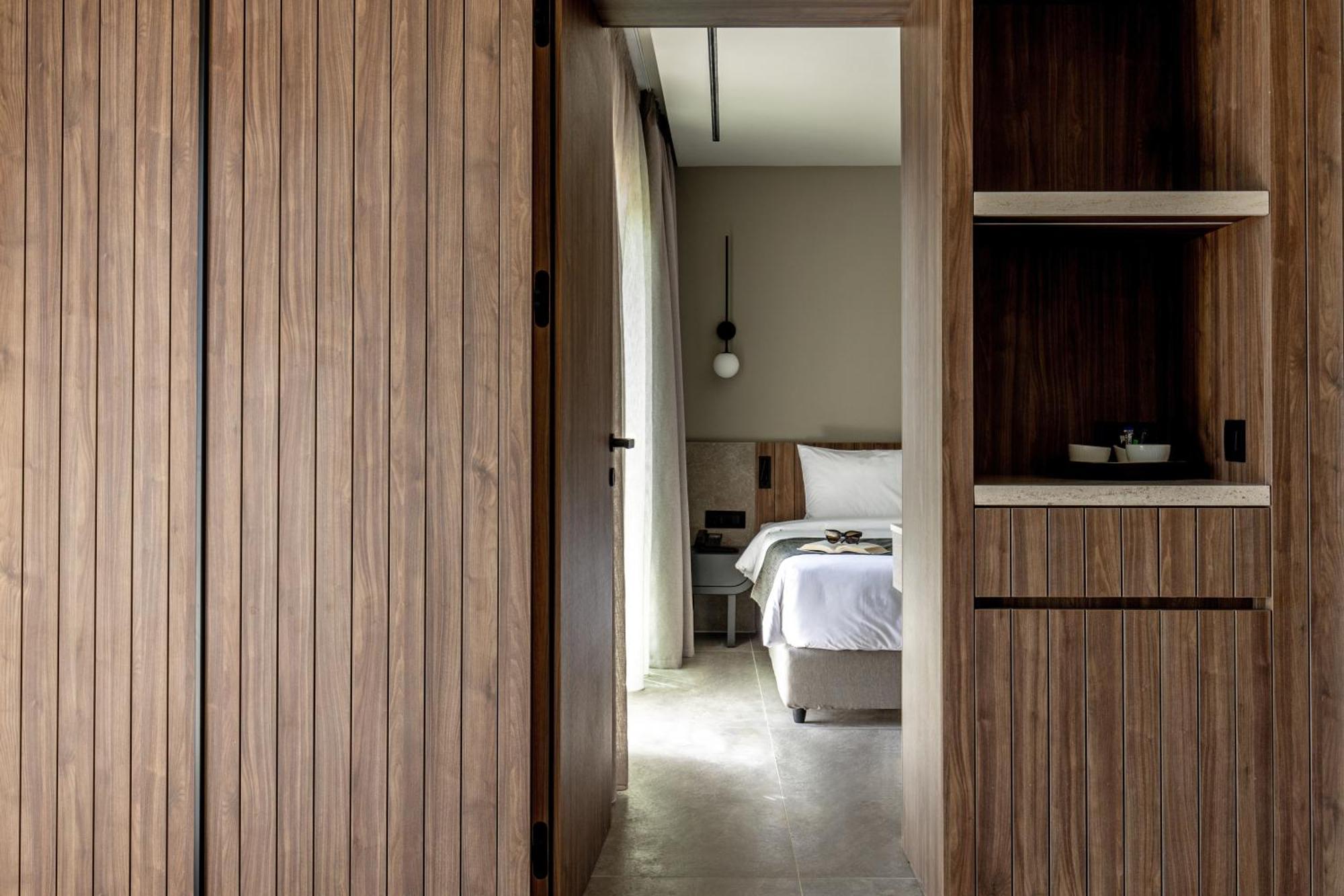 Two-Bedroom Suite,1619172943:JPEG