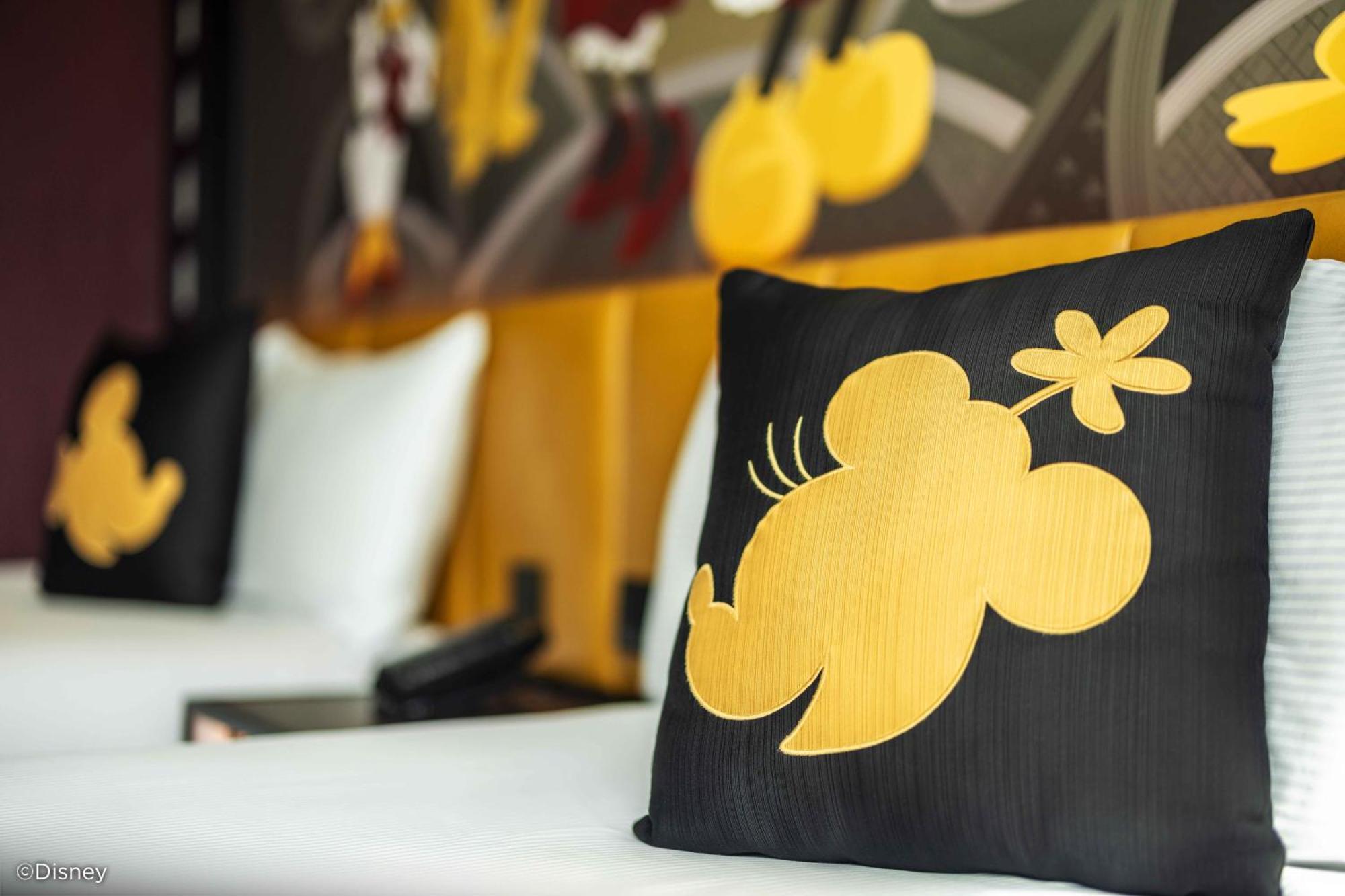 "Mickey Friends" Standard Room King Bed or Two Double Beds