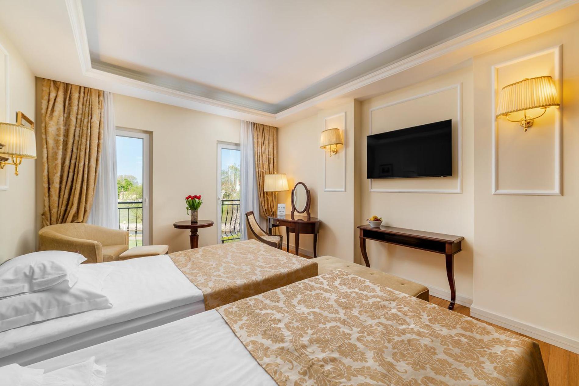 Double or Twin Room Extra Bed