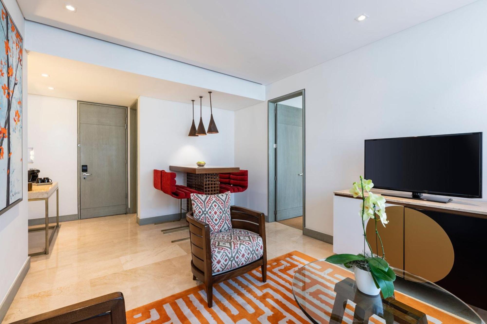 Junior King Suite