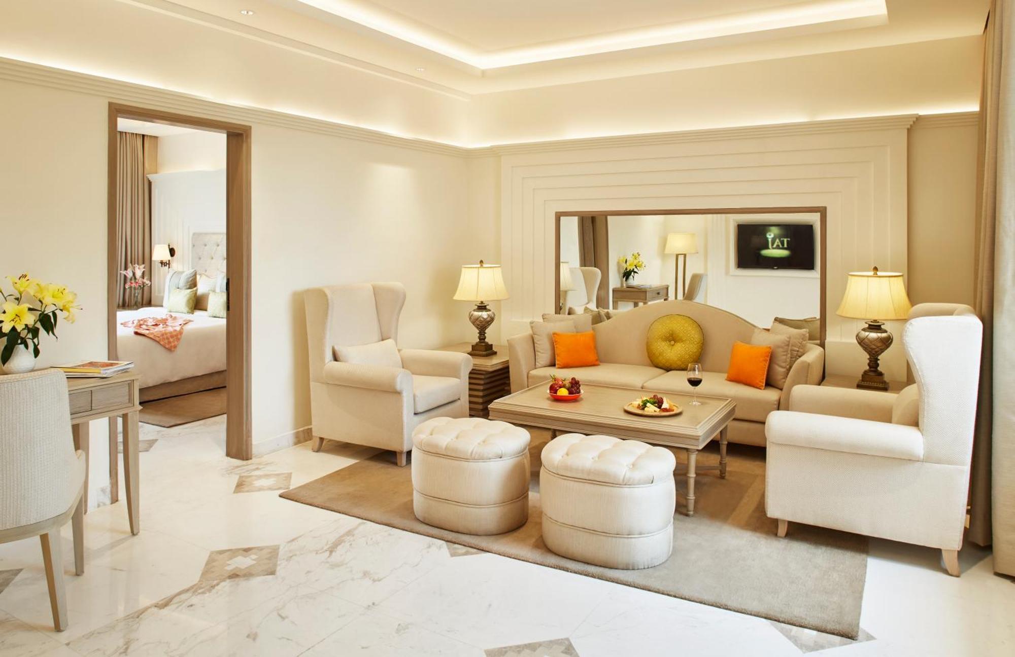 Deluxe Suite 1 Bedroom with City View,1621415118:JPEG