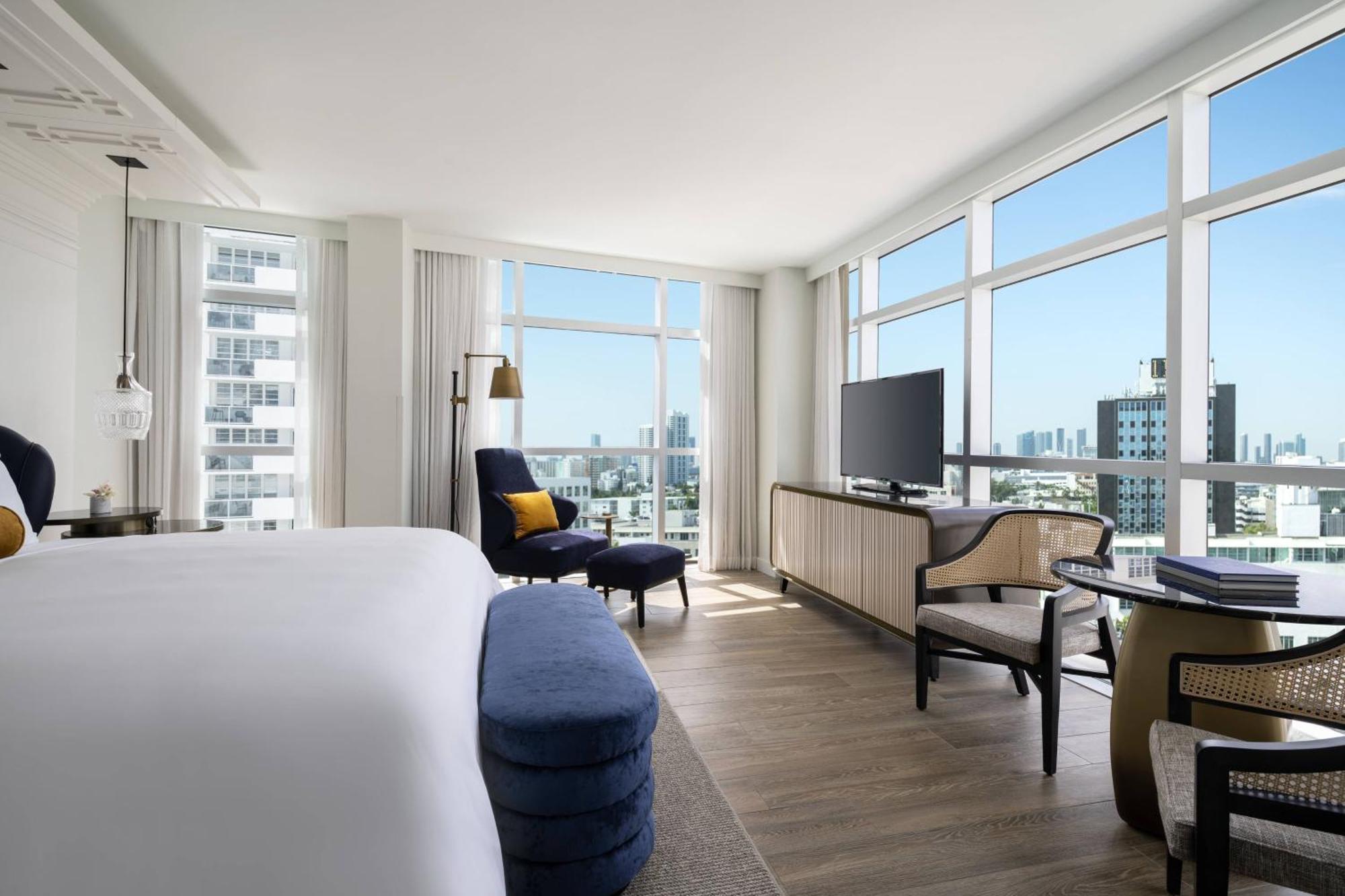 Club City View Room with 1 King Bed,1633677849:JPEG
