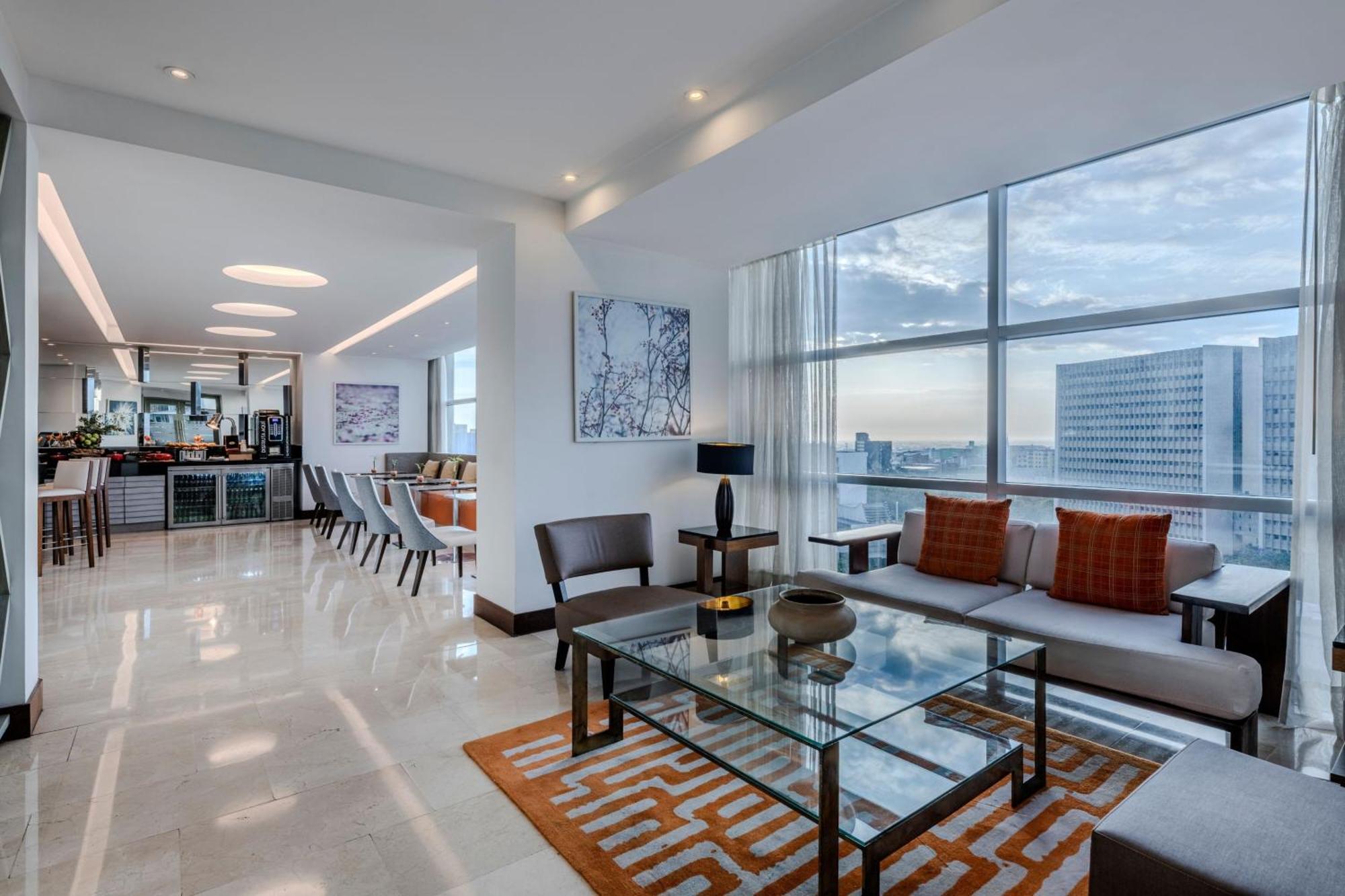 Concierge Double Bed Room Concierge level Guest room