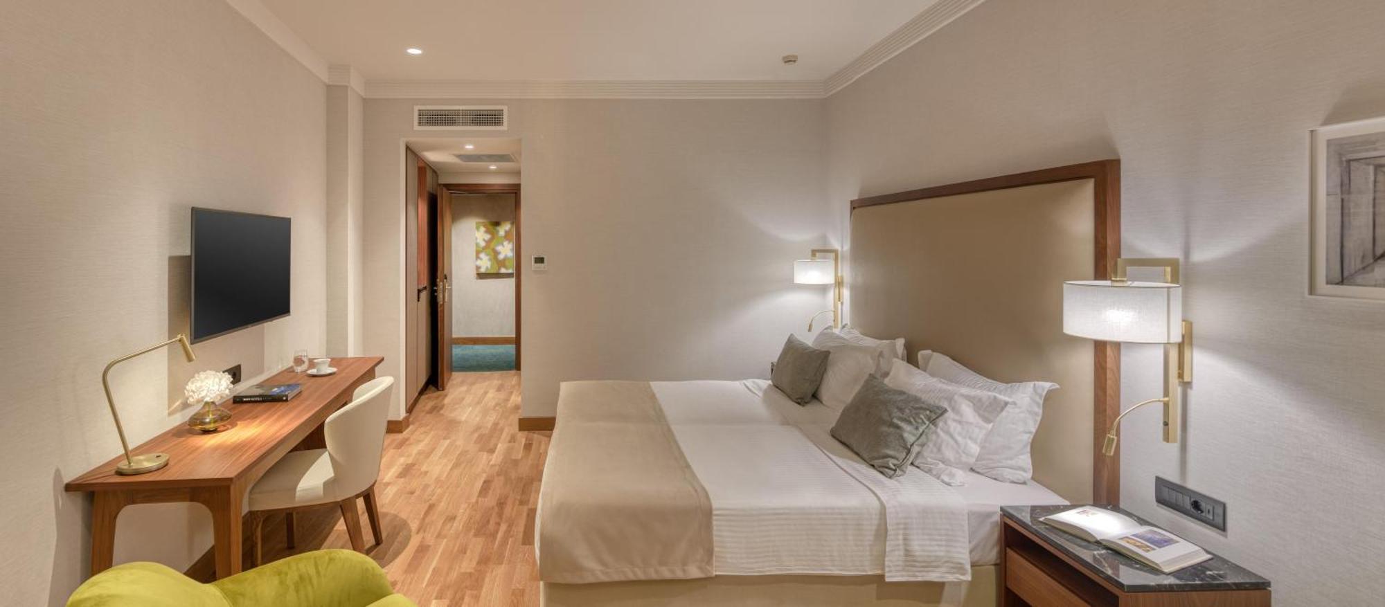 Superior Double or Twin Room with Sea View