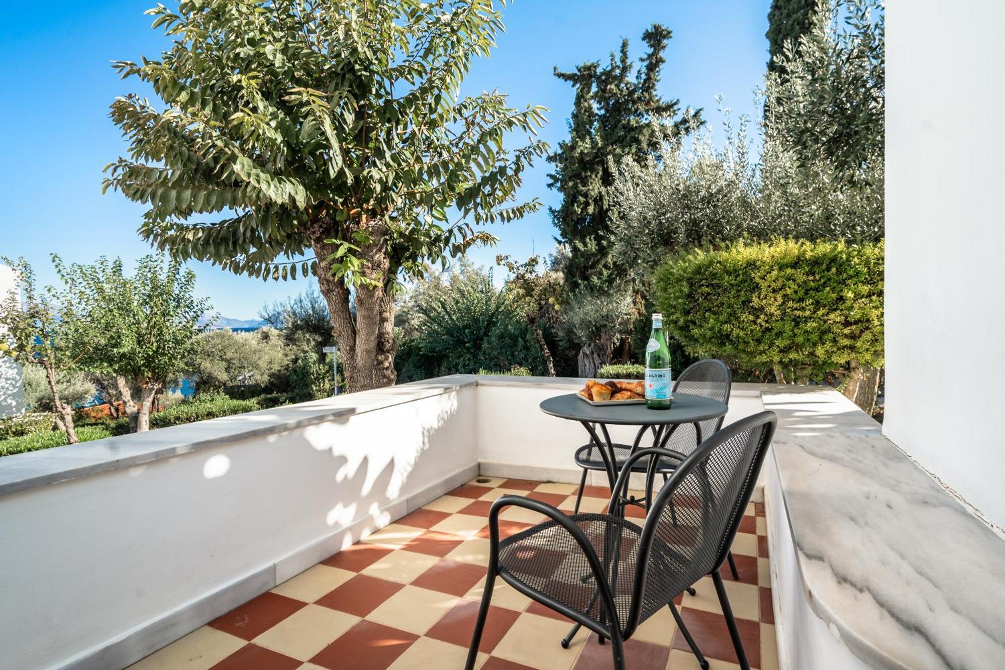 Double Room Garden View