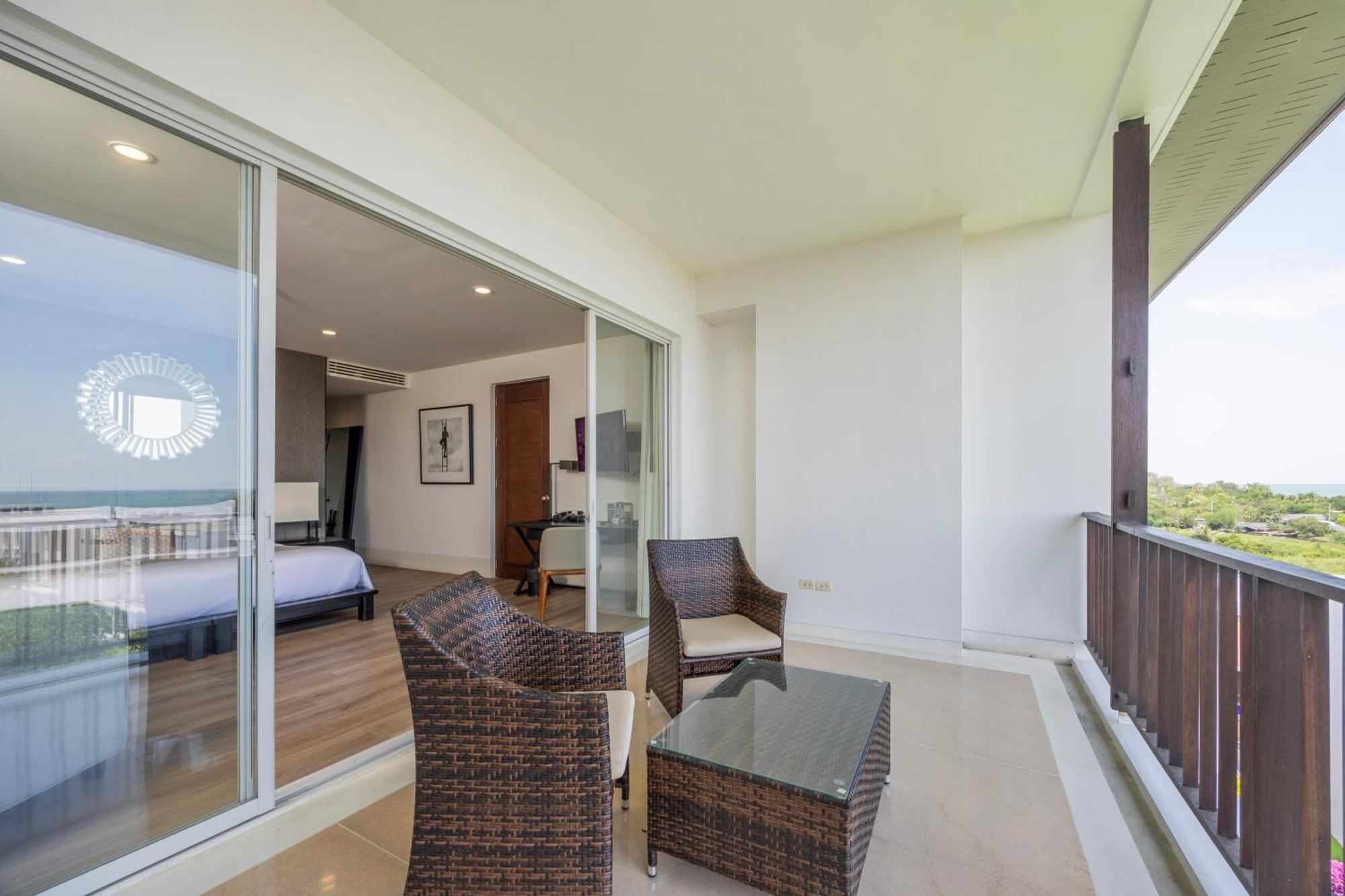 Deluxe Sea View Room with Terrace