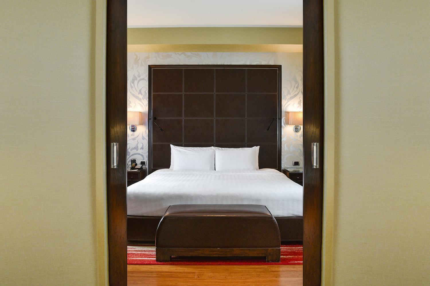 Deluxe King Suite,1624746001:JPEG
