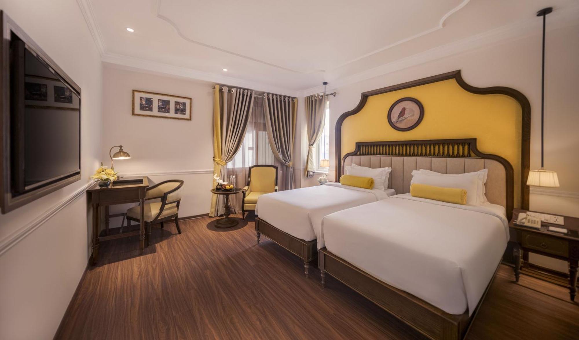 Deluxe Double or Twin Room External Window