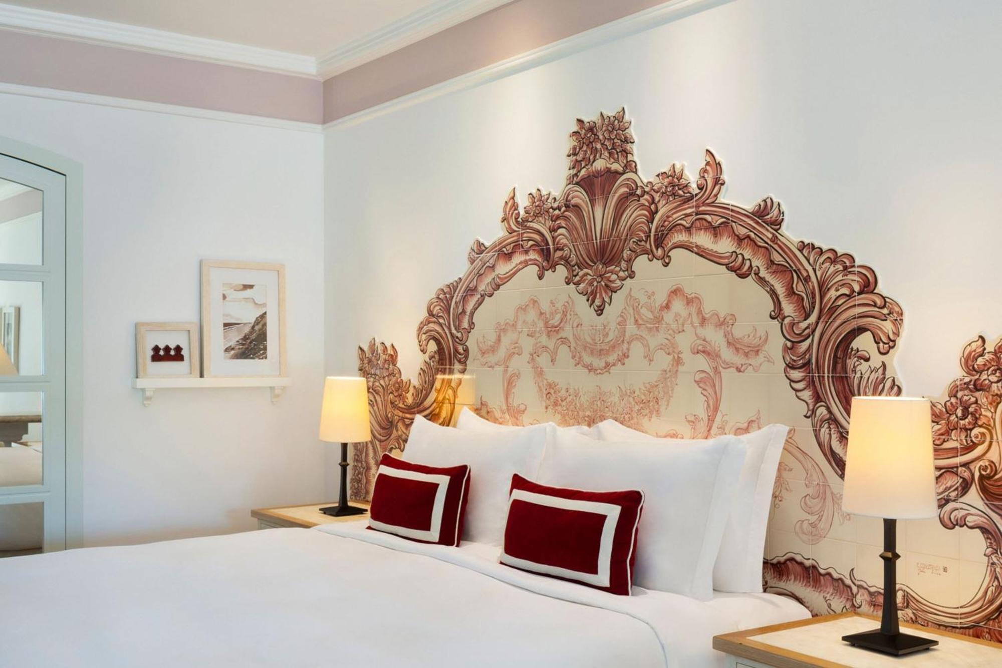 Deluxe Queen Room Balcony Resort View