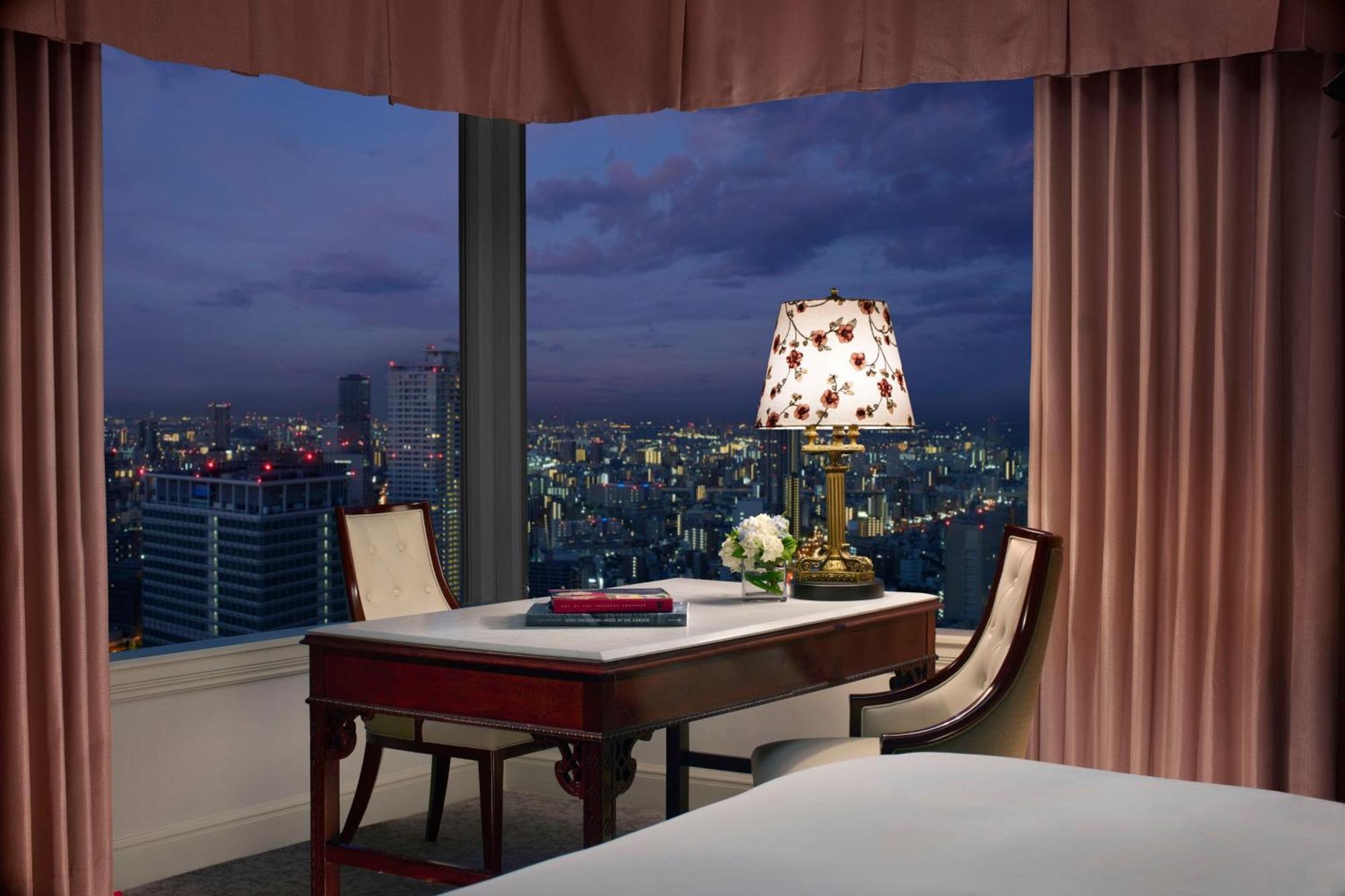 Skyview Superior Room Guest room City view