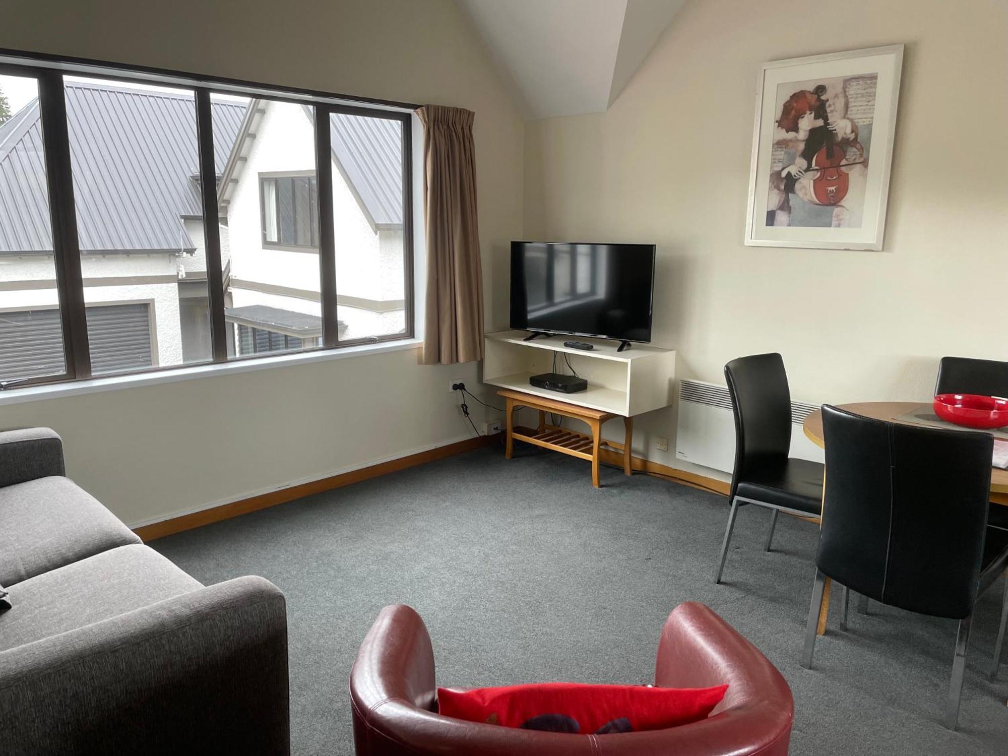 One-Bedroom Apartment Top Floor