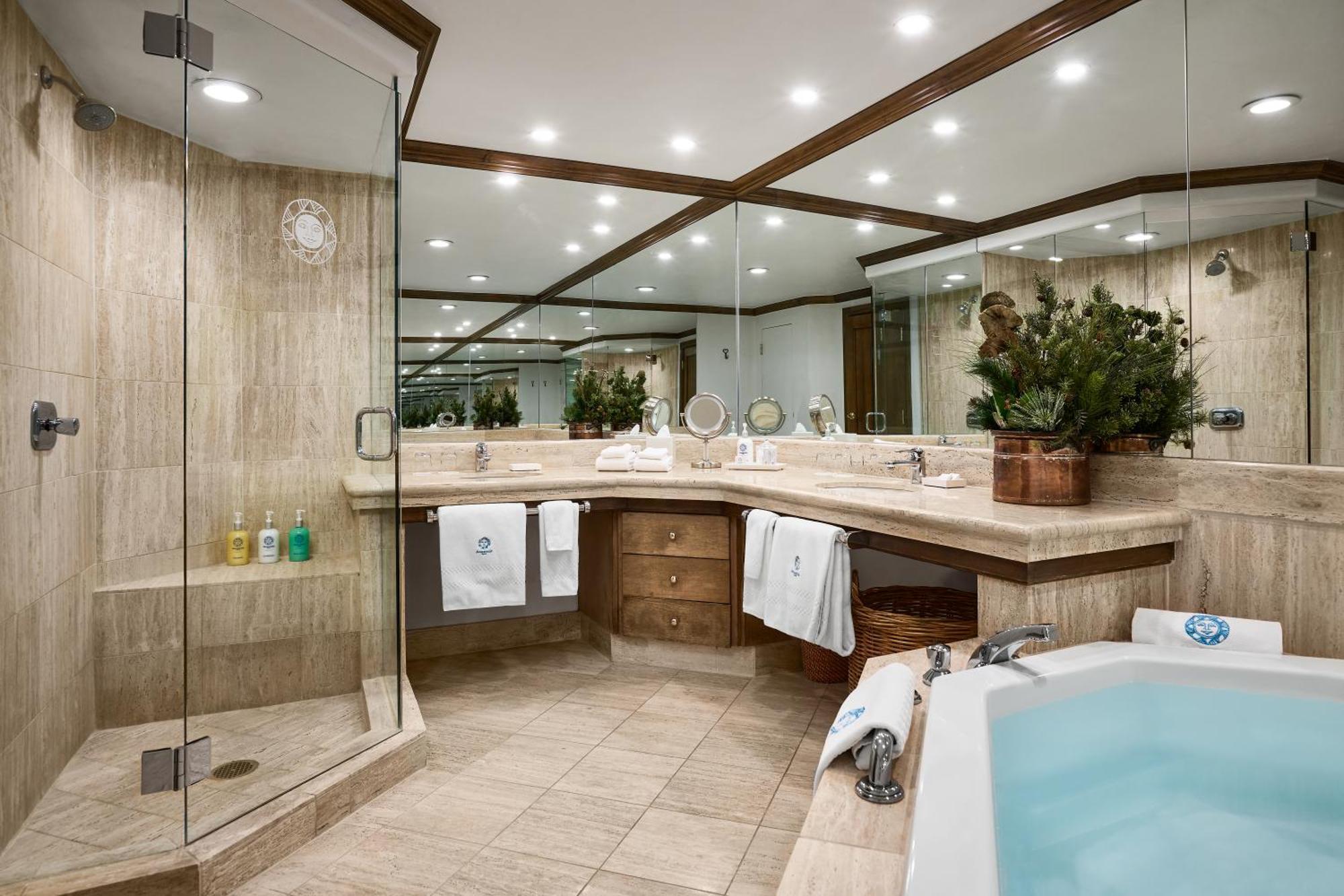 One-Bedroom Suite