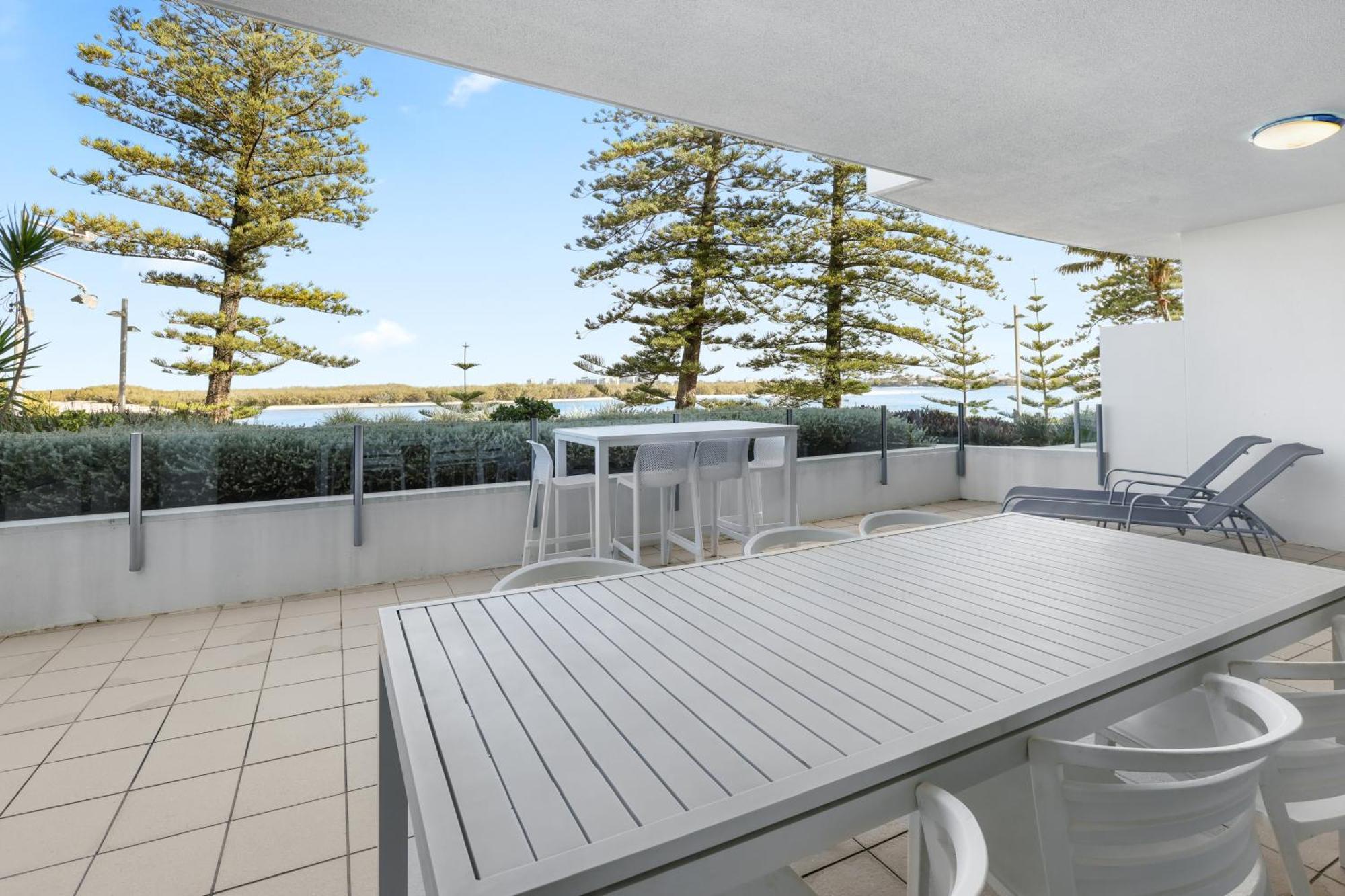 Premium Two bedroom Beachfront Apartment