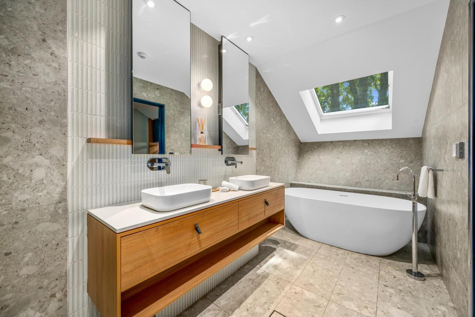 Executive Suite Wi-Fi &