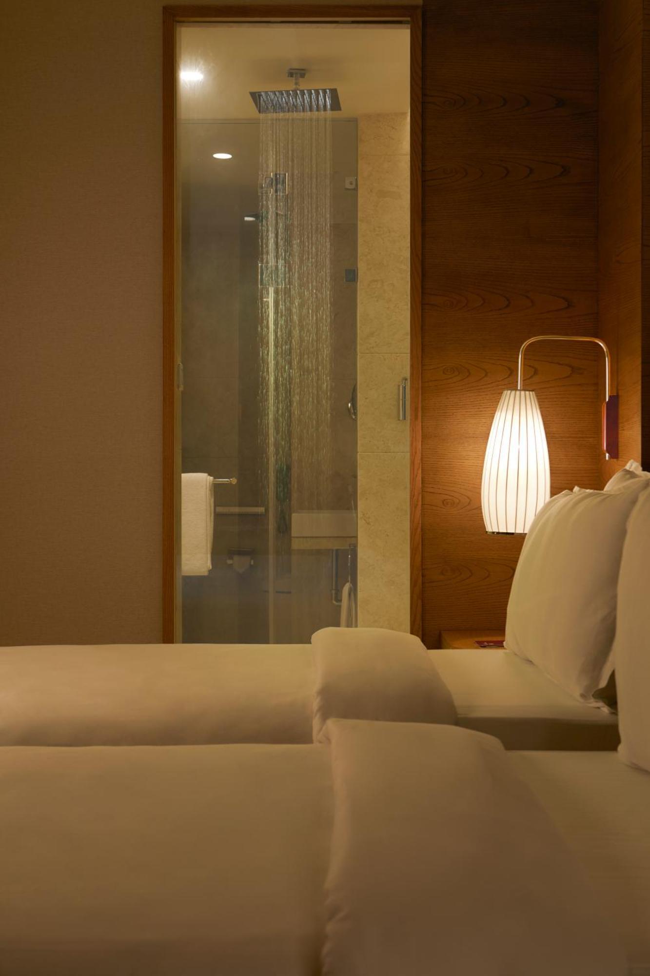 Premier Room