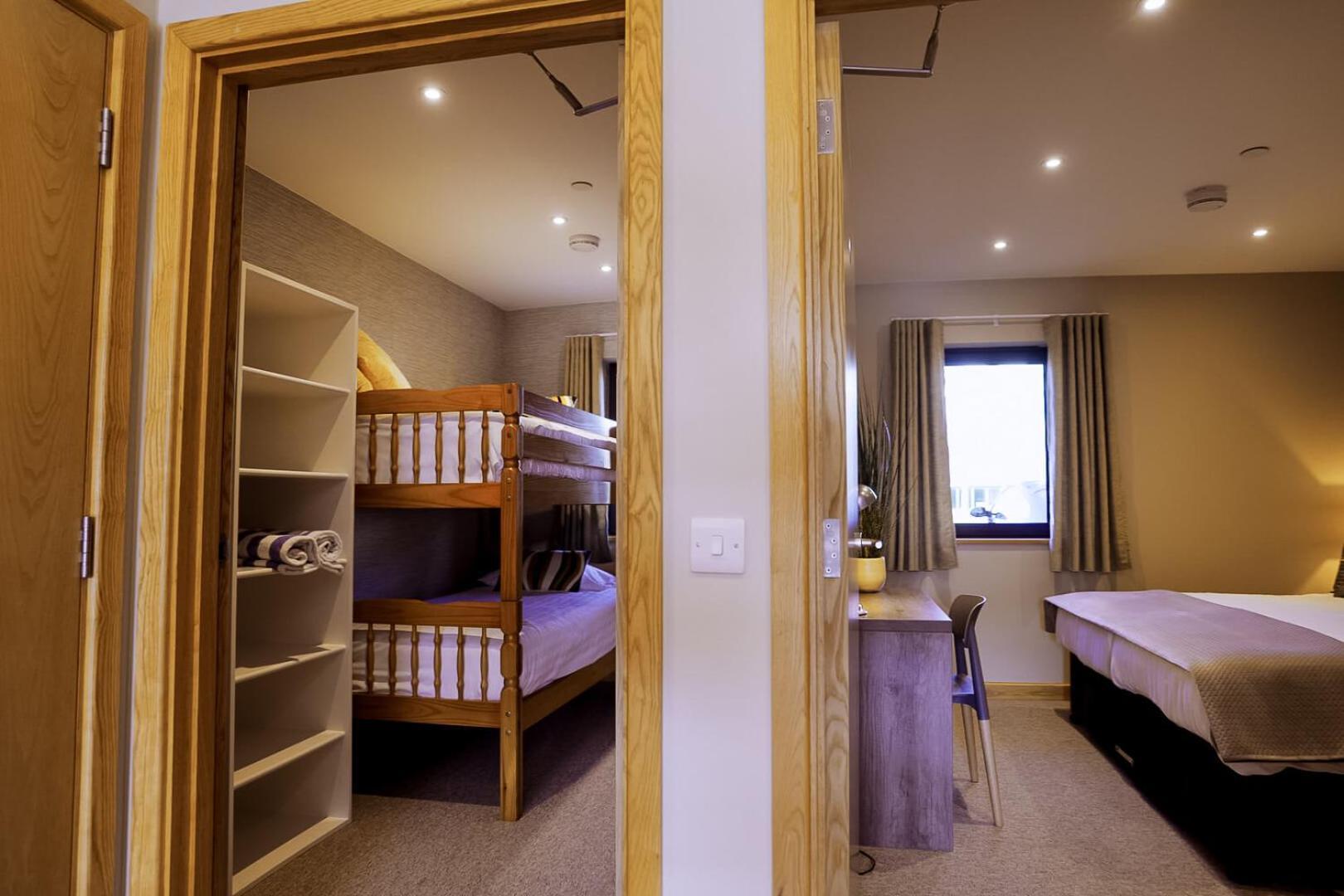 Standard Three-Bedroom Apartment,1628663908:JPEG