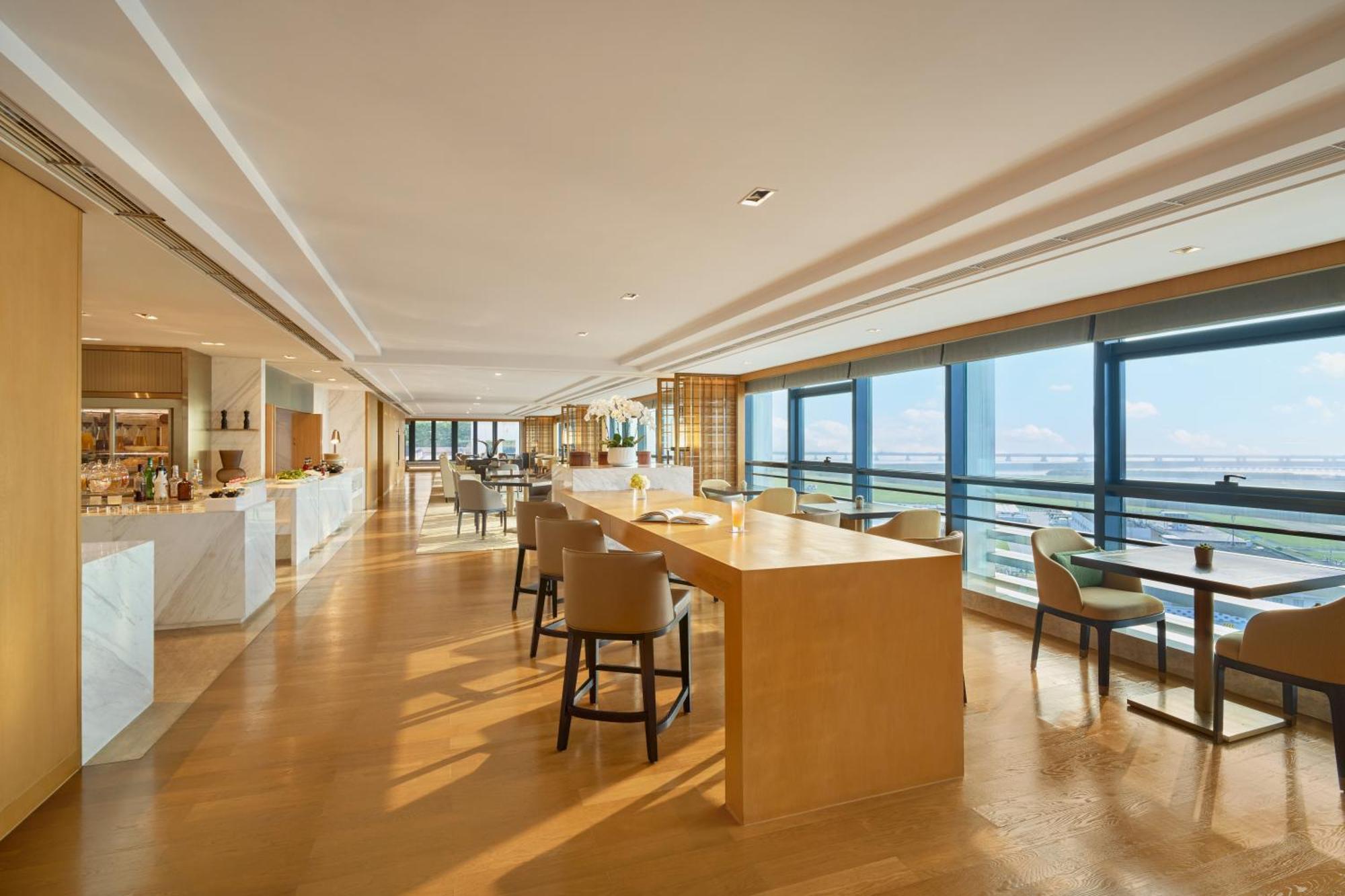 King Room Club Access