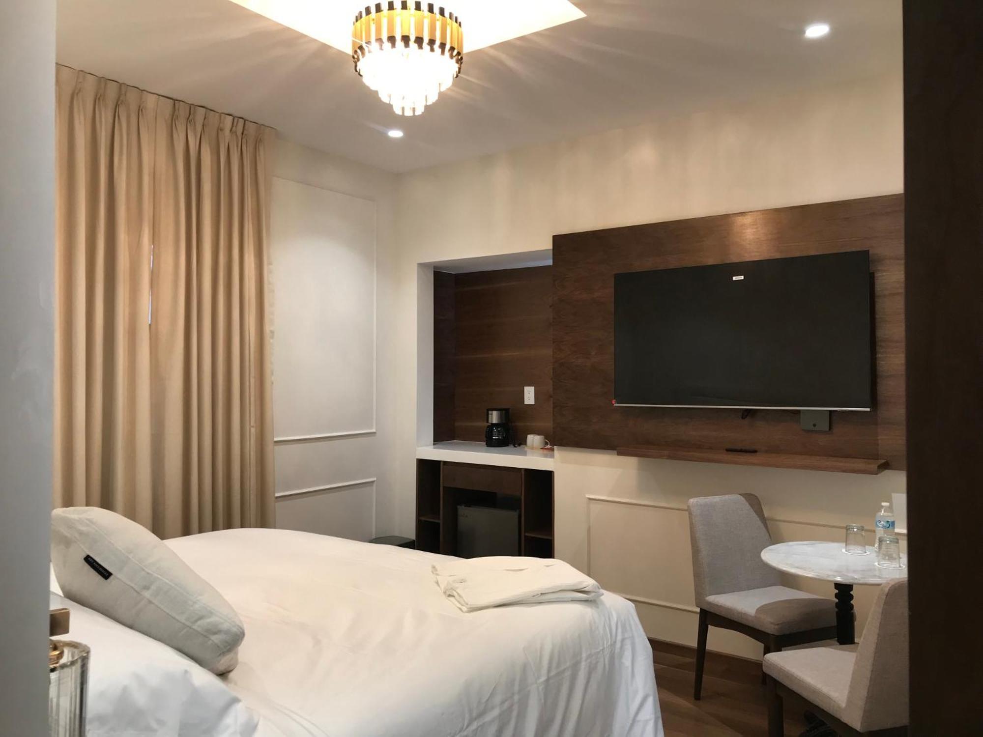 King Room Spa Bath
