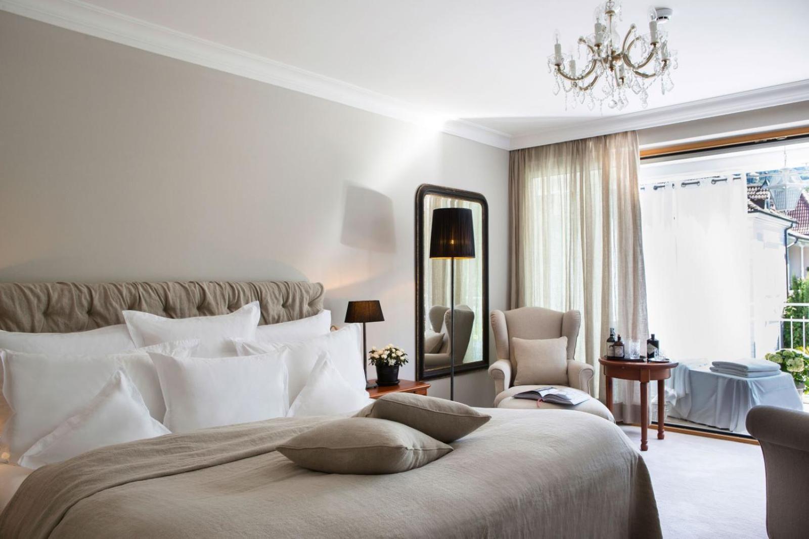 Superior King Room