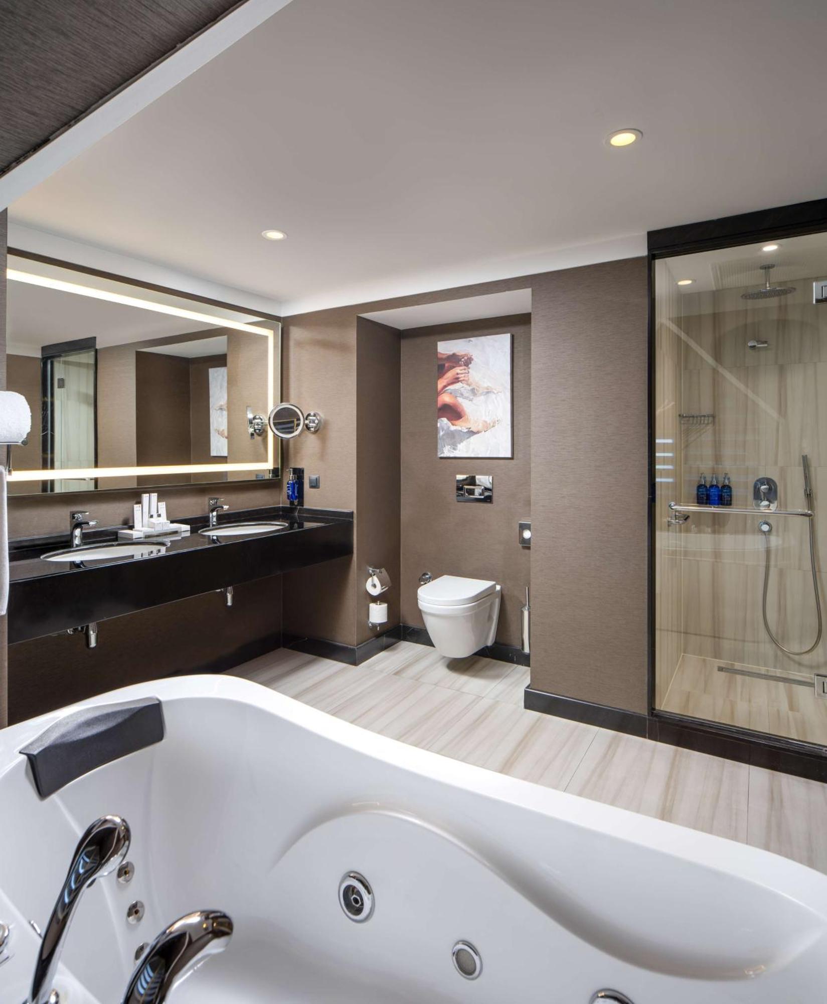 Family Suite,1629898810:JPEG