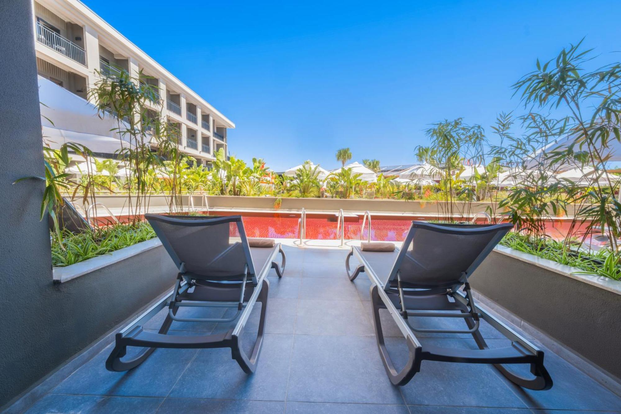Double Room Pool View