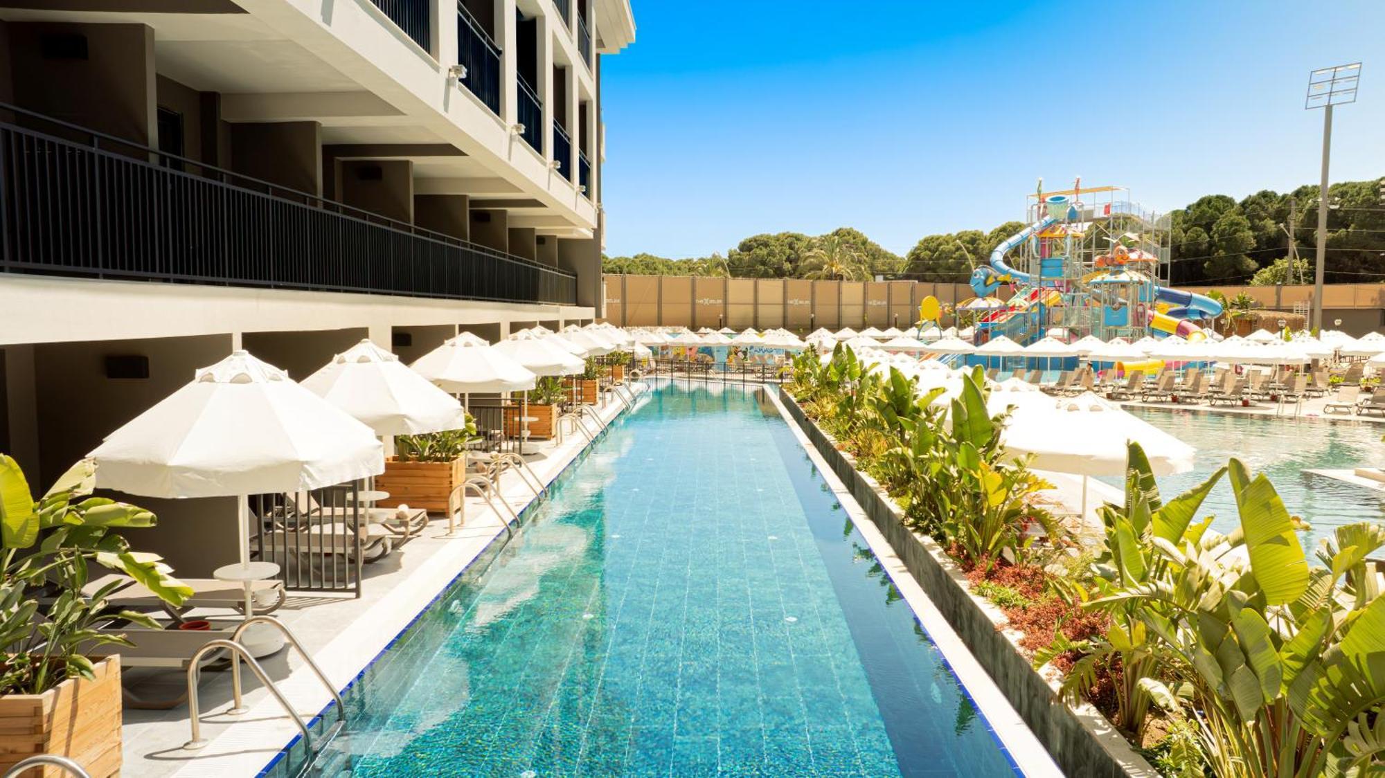 Double Room Pool View