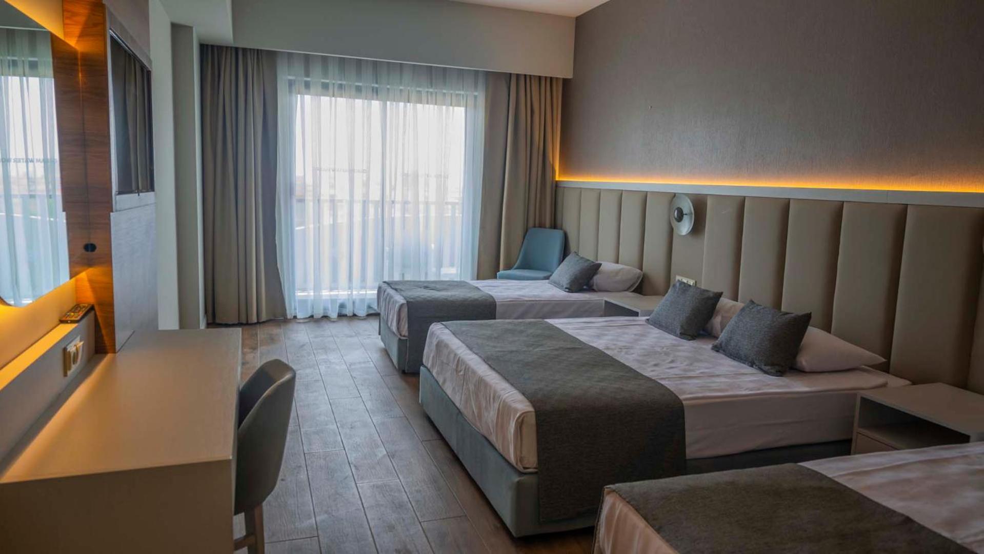 Standard King Room,1631423211:JPEG