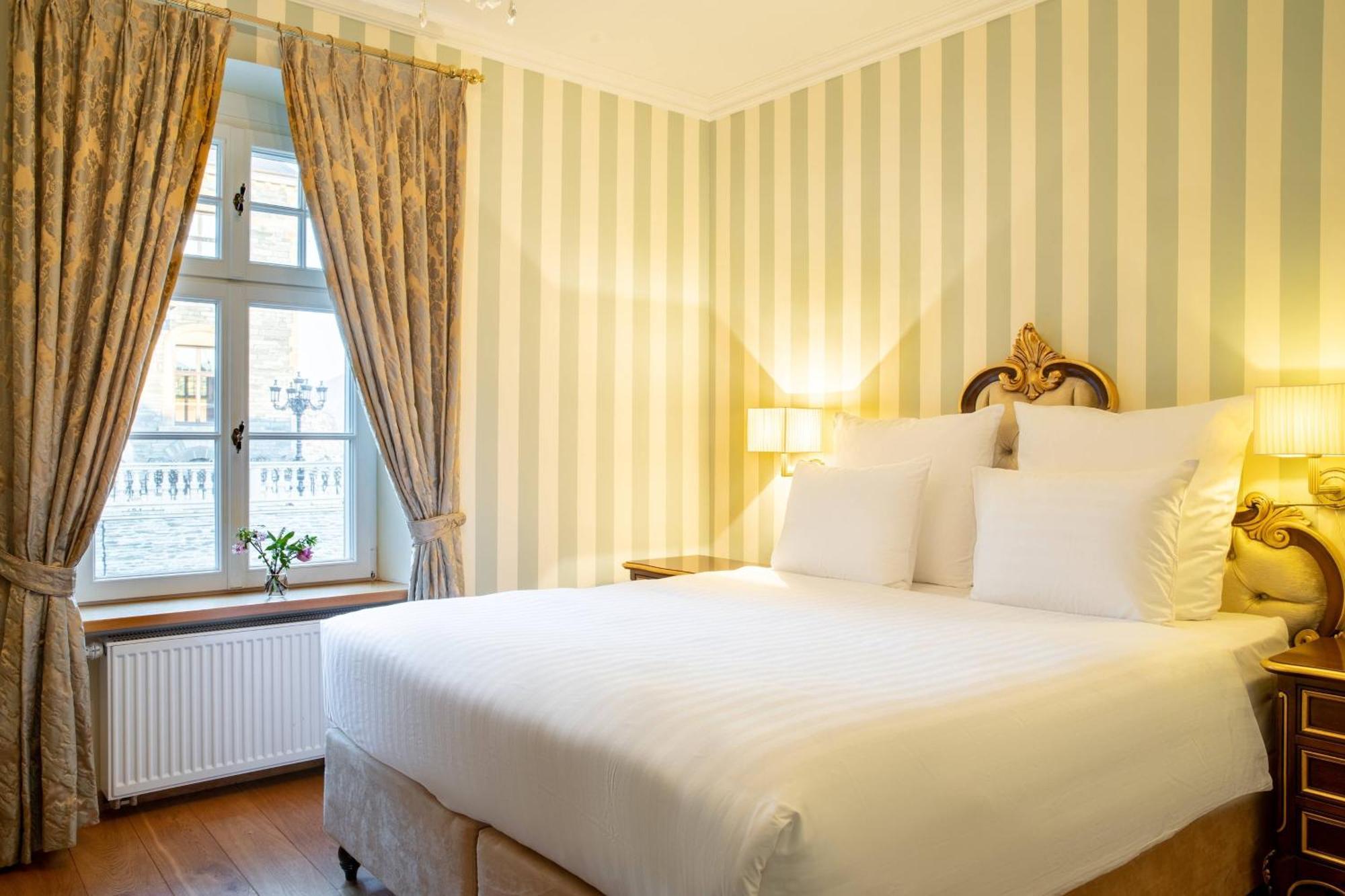 Room Cottage House Guest room 1 King Garden view
