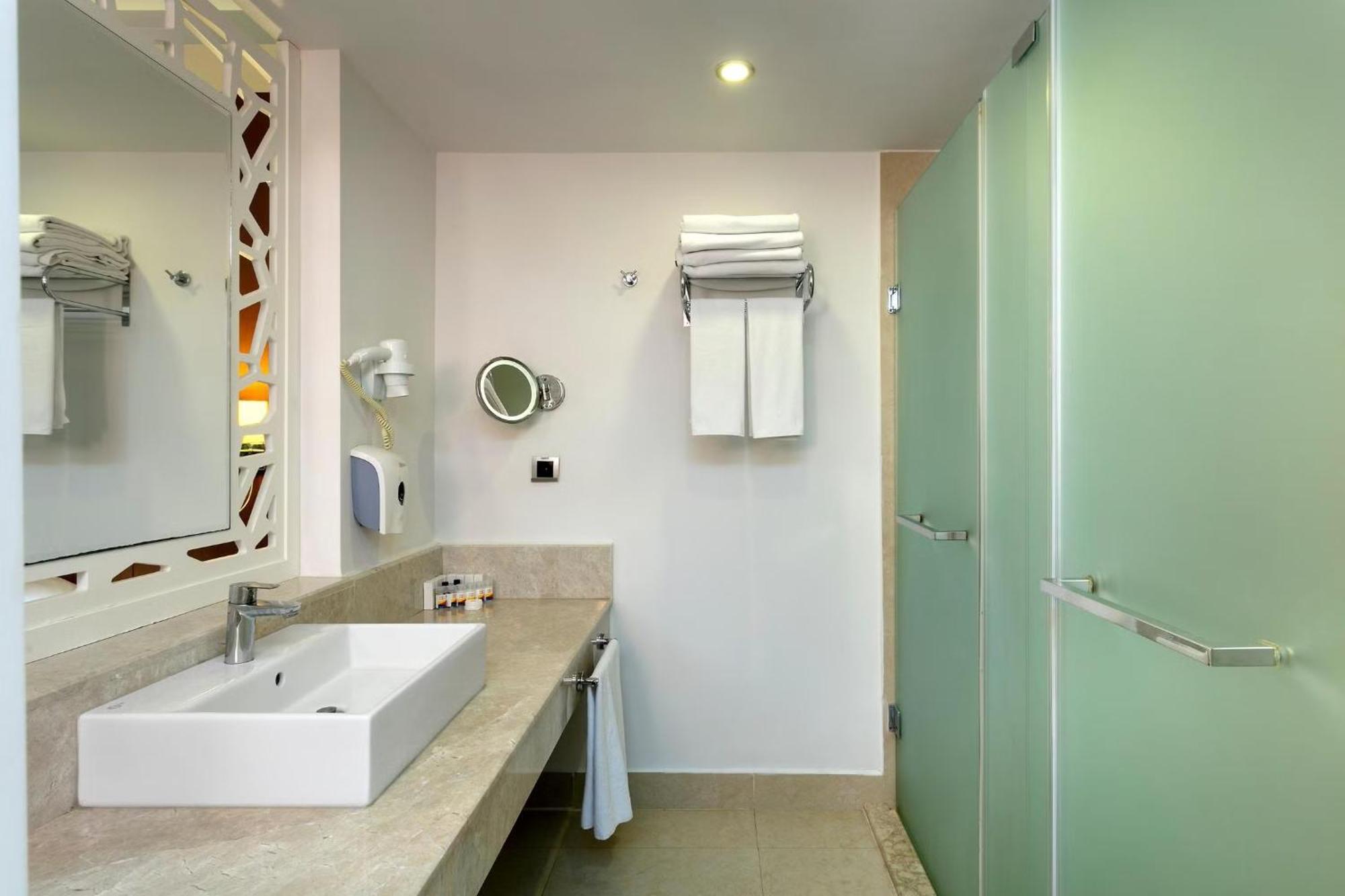 Standard Dreibettzimmer ohne Balkon