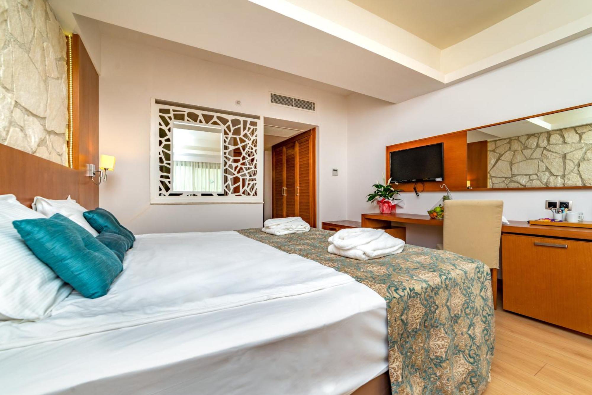 Standard Double Room without Balcony
