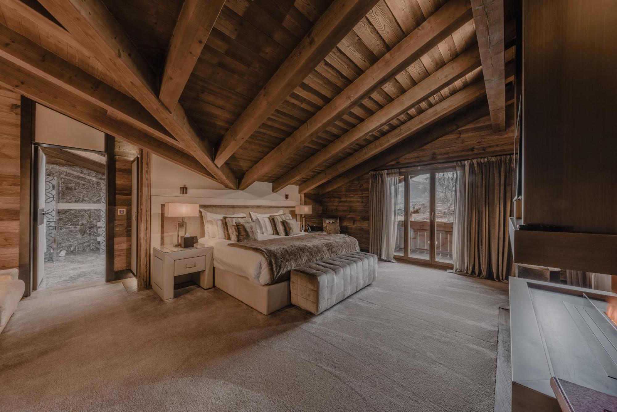 Junior Suite with Balcony,1632285281:JPEG