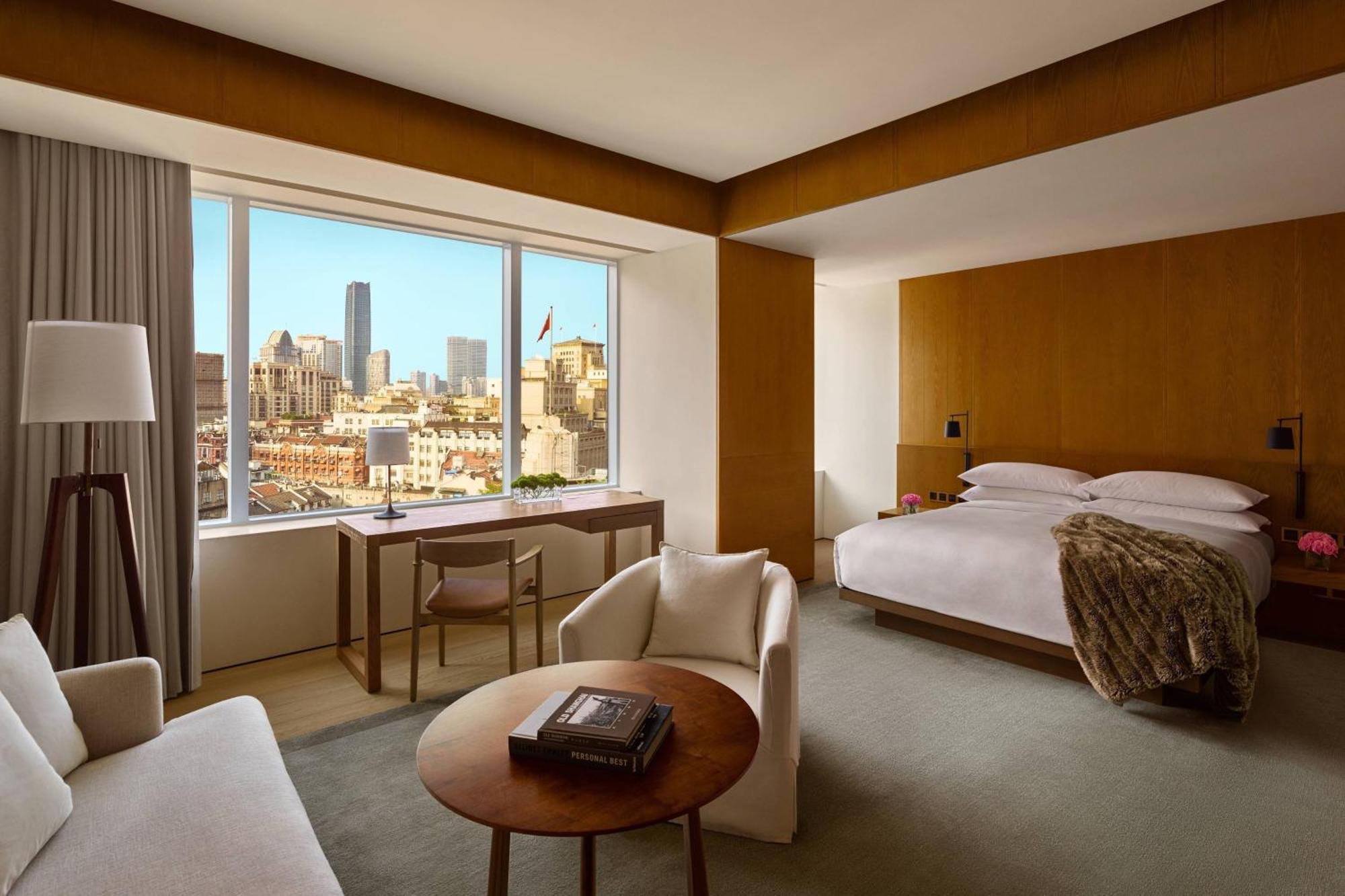 Deluxe Room One King Bed