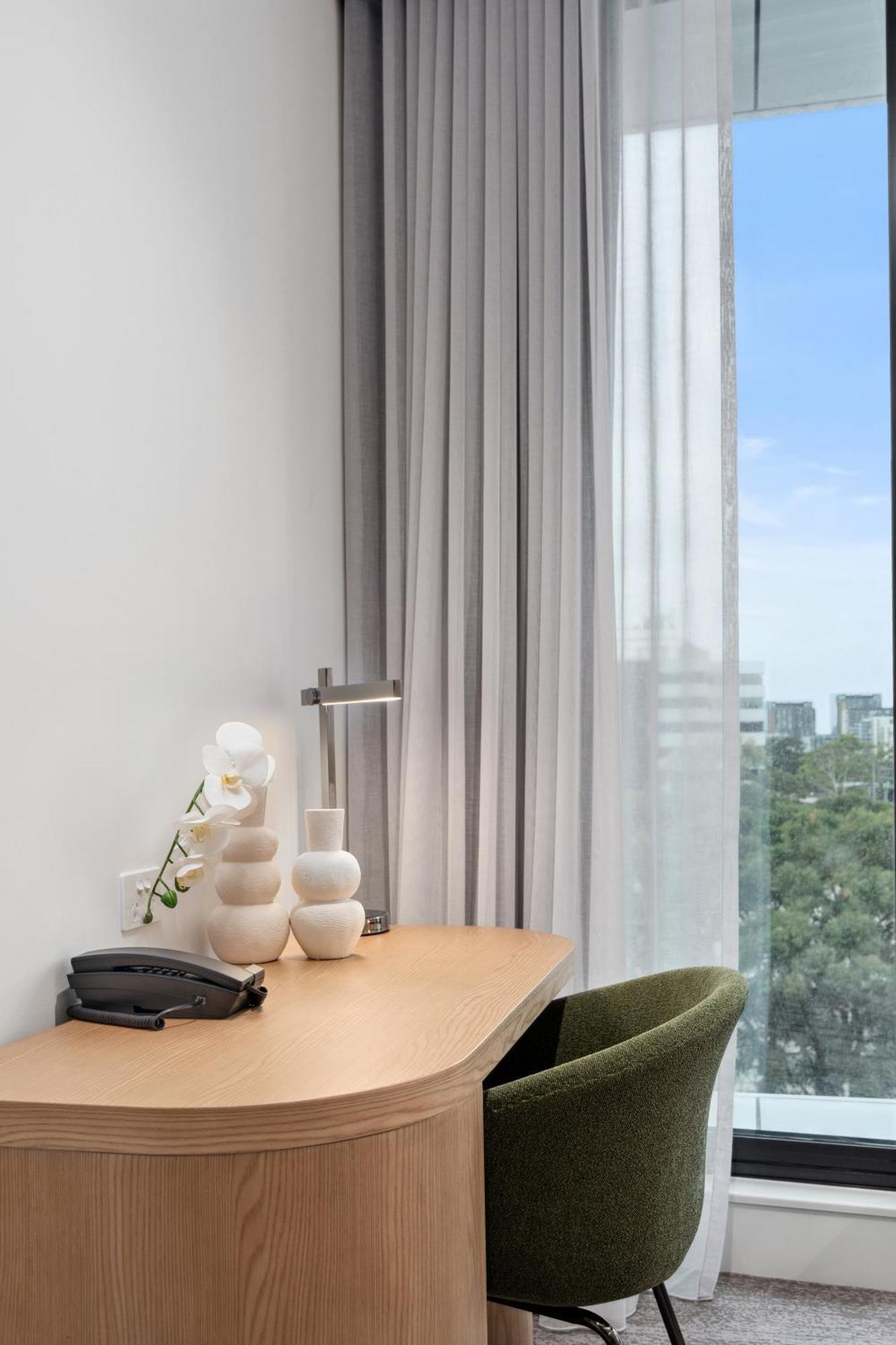 Superior Veriu Suite