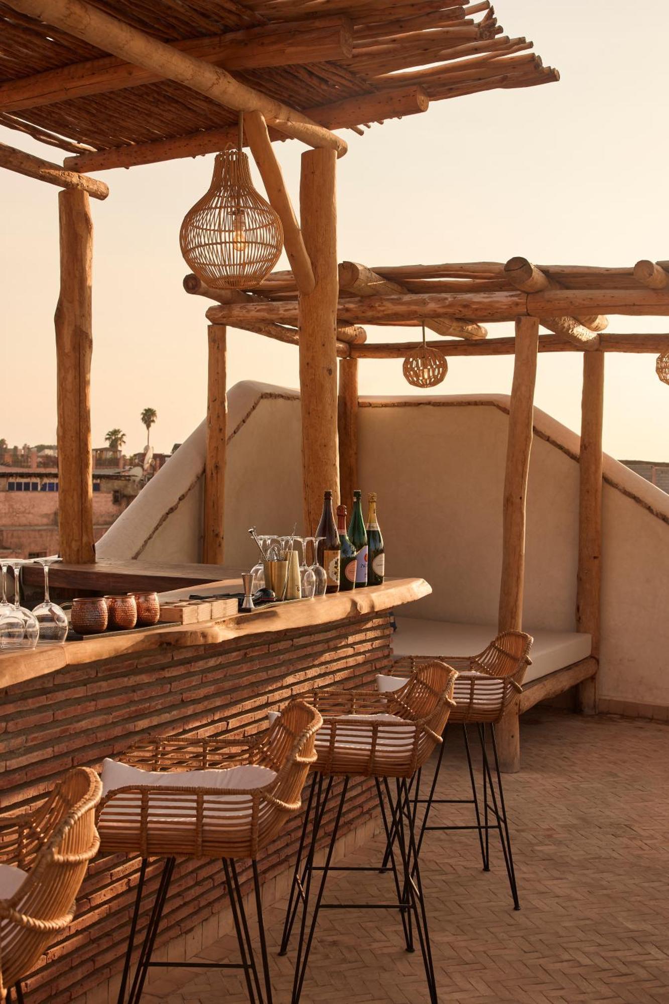 Nobu Riad