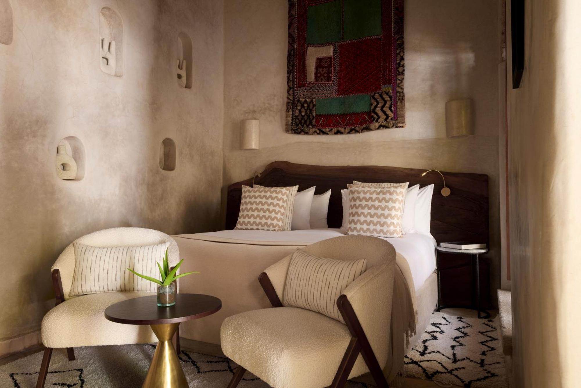 Nobu Riad