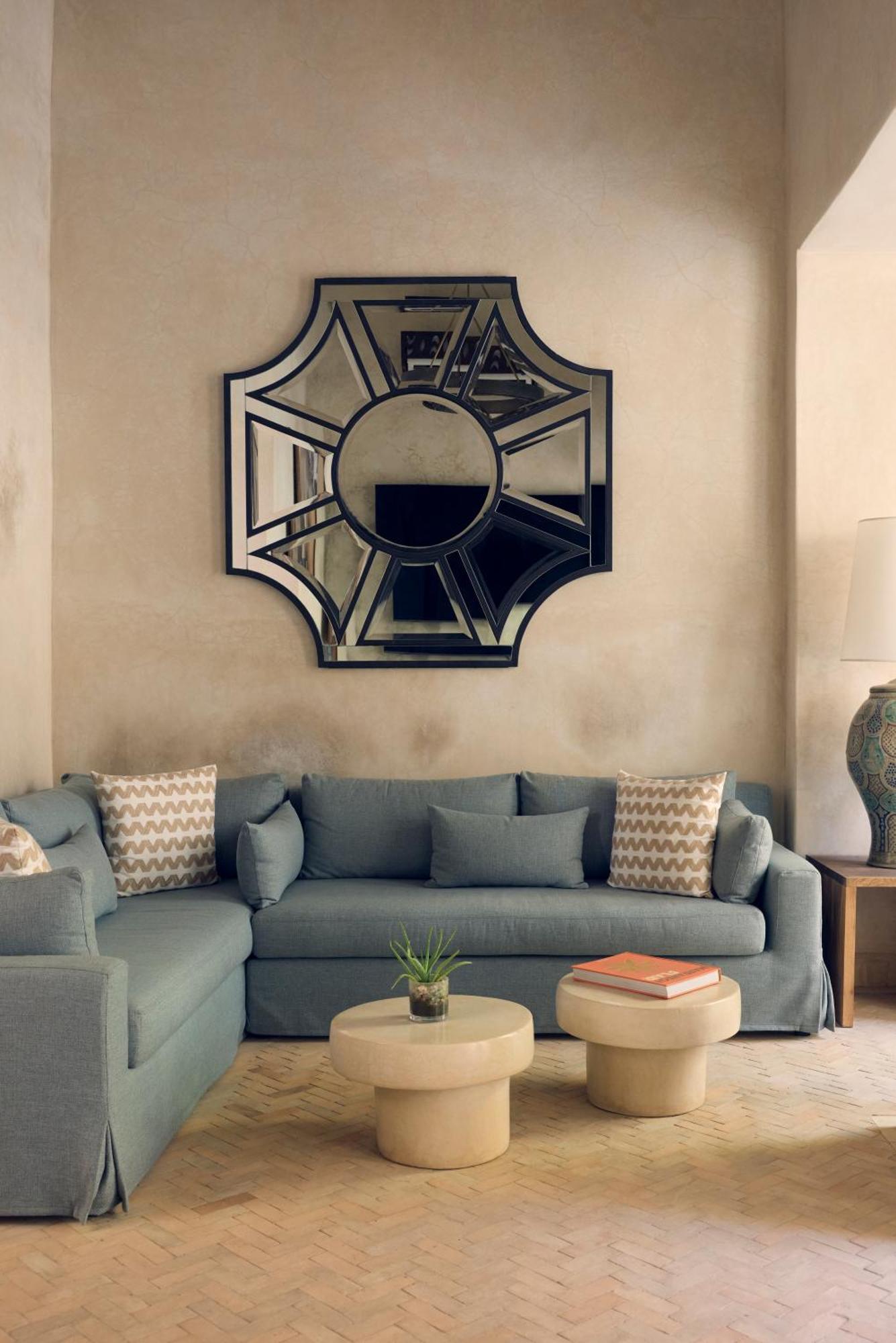 Nobu Riad