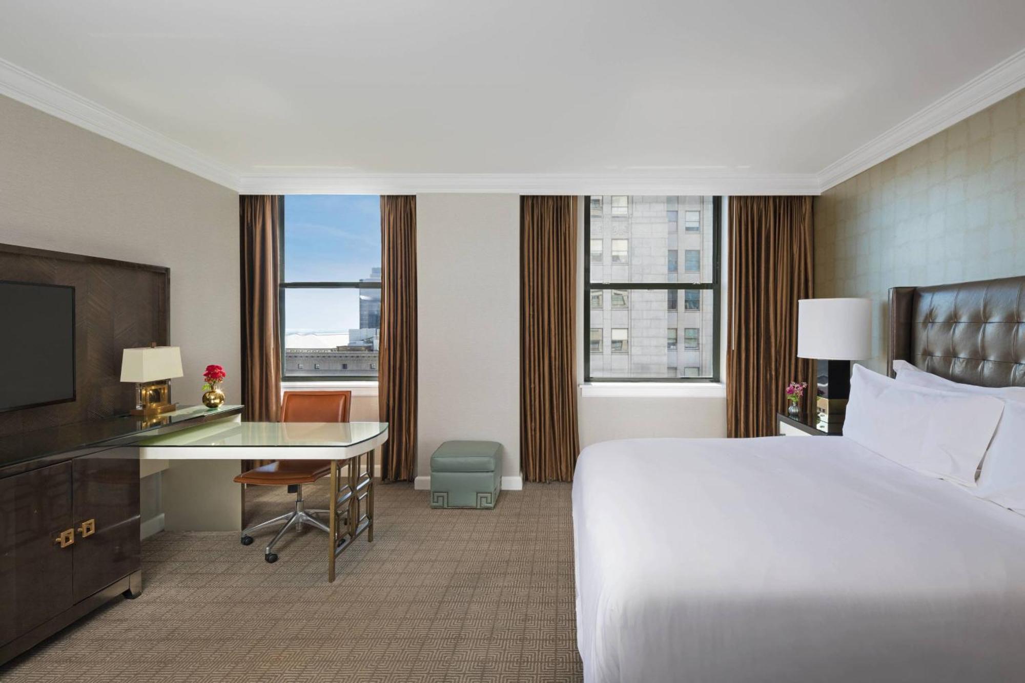 Superior, Larger Guest room, 1 King Bed,1634412039:JPEG